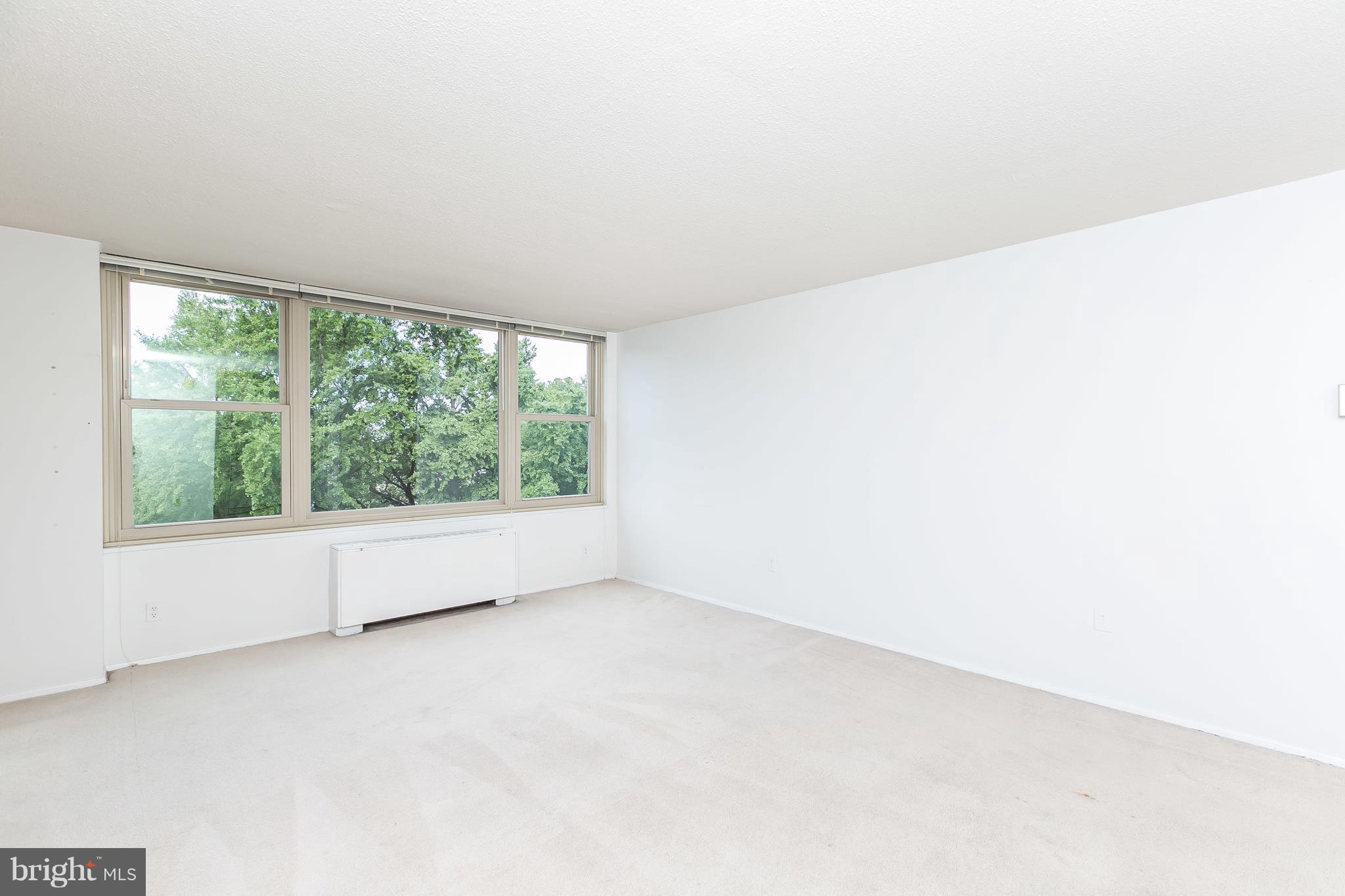 ROLAND PARK - Residential