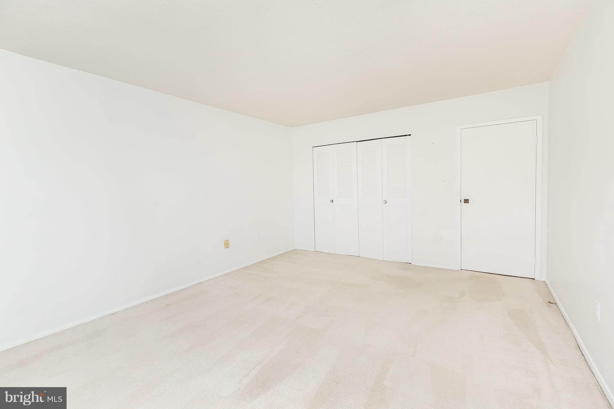 ROLAND PARK - Residential