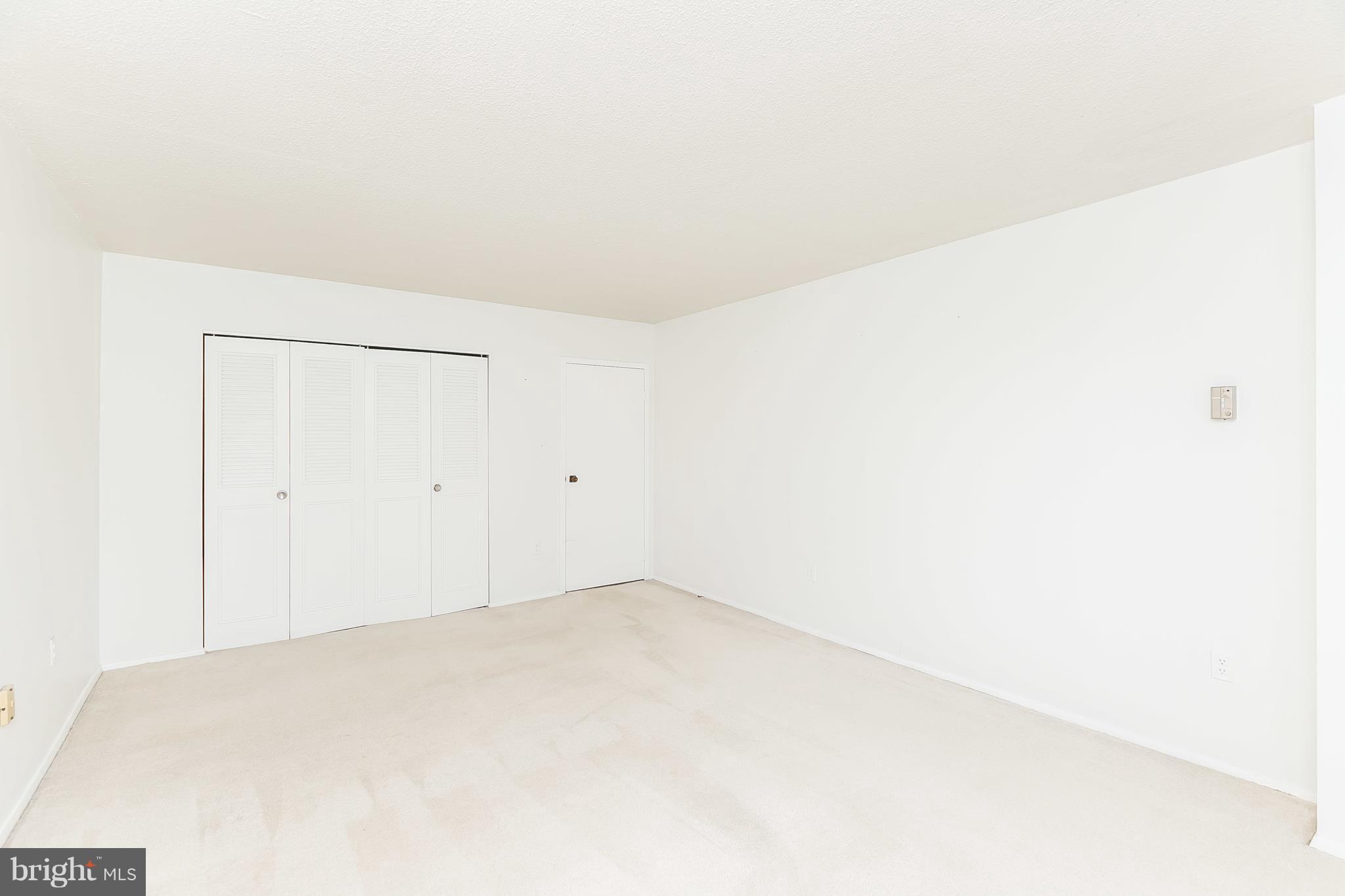 ROLAND PARK - Residential