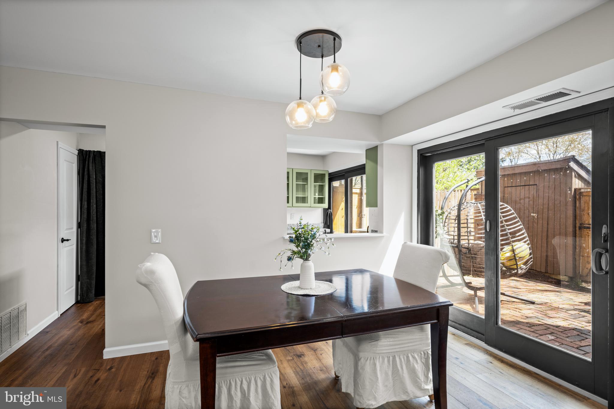 SIERRA VILLAS - Residential