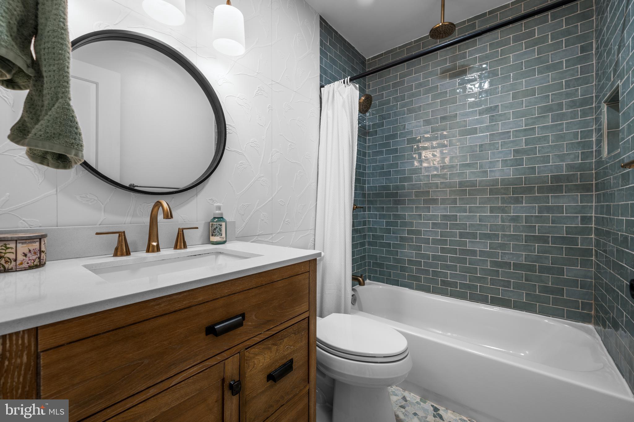 SIERRA VILLAS - Residential