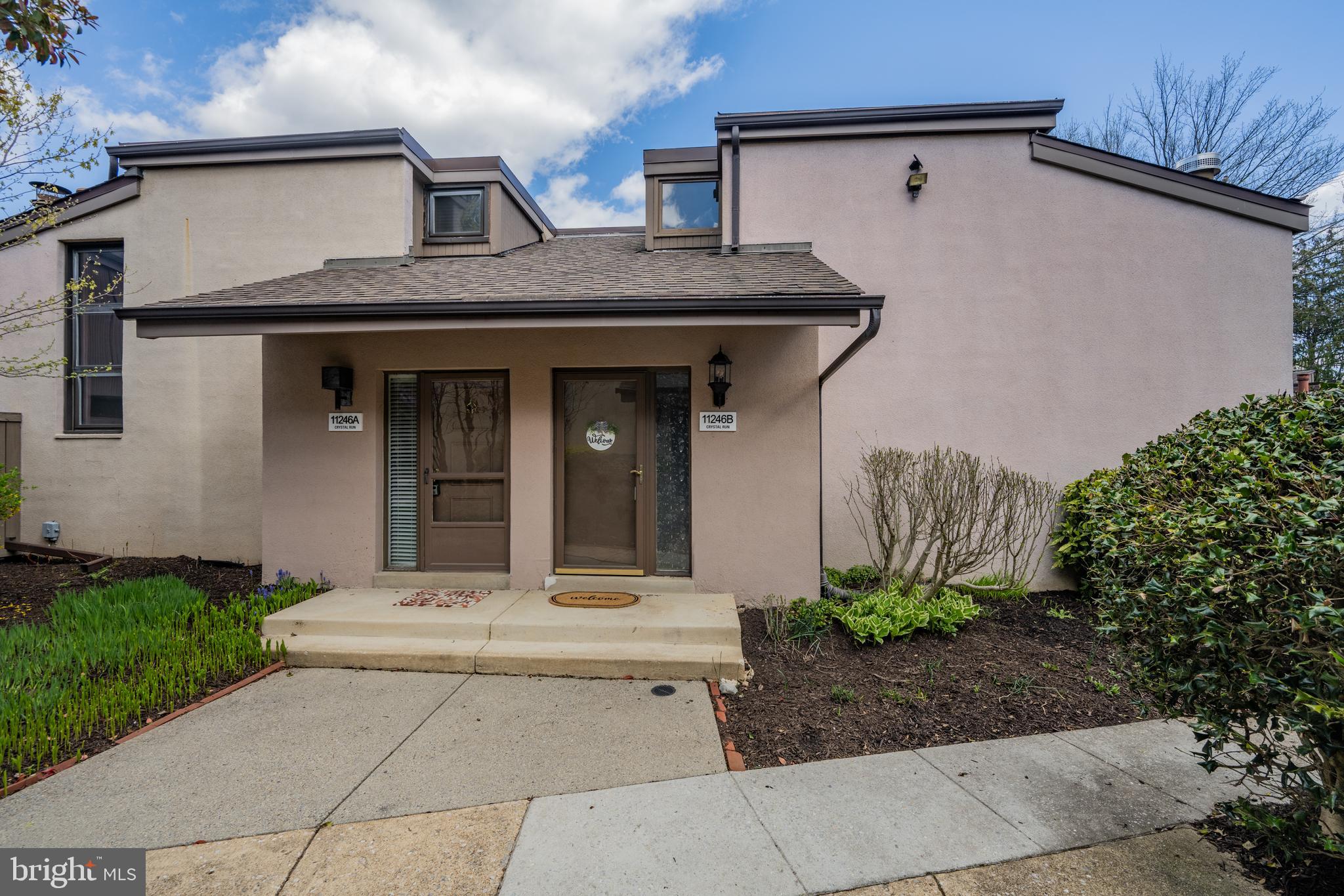 SIERRA VILLAS - Residential