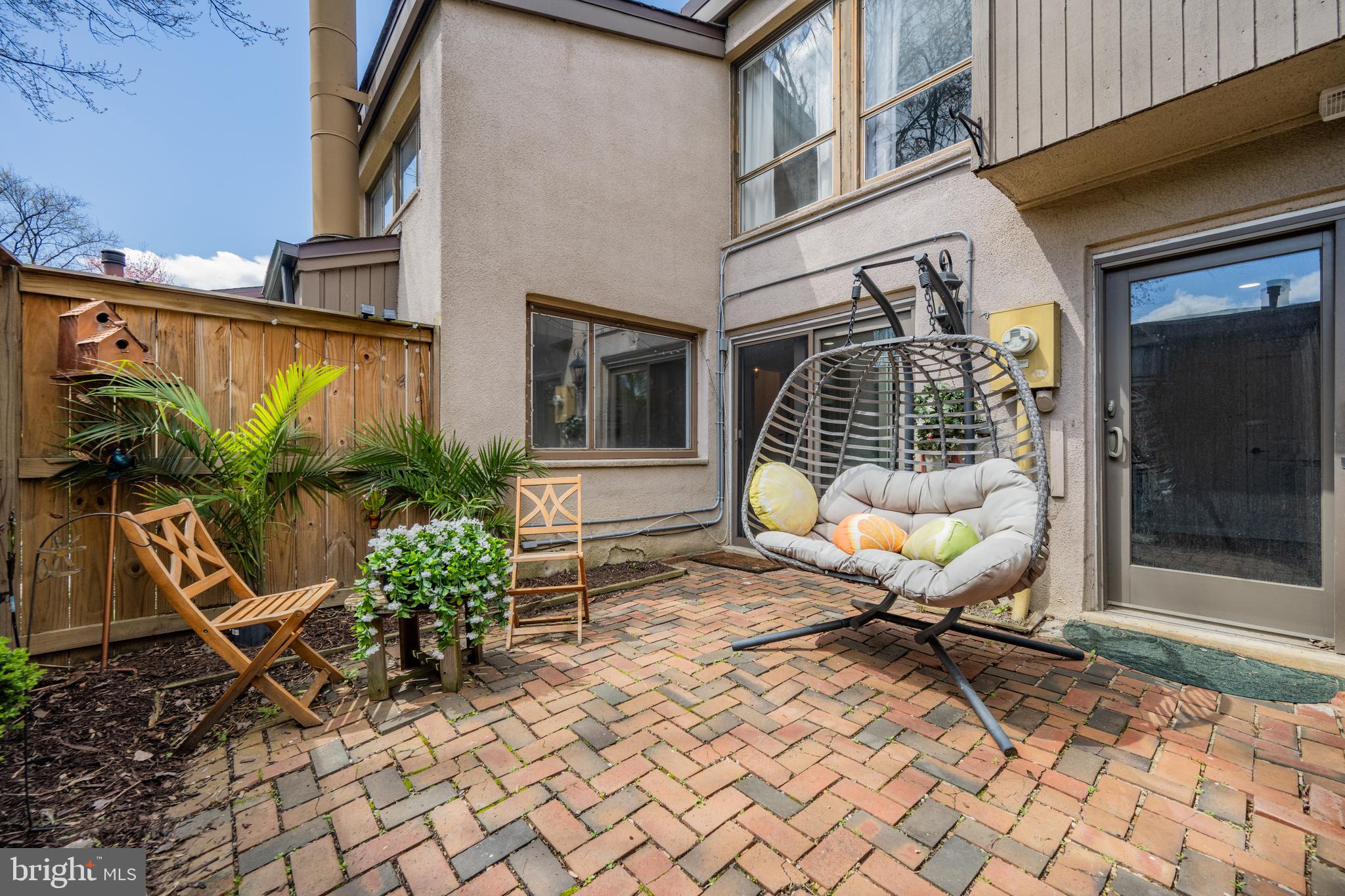 SIERRA VILLAS - Residential