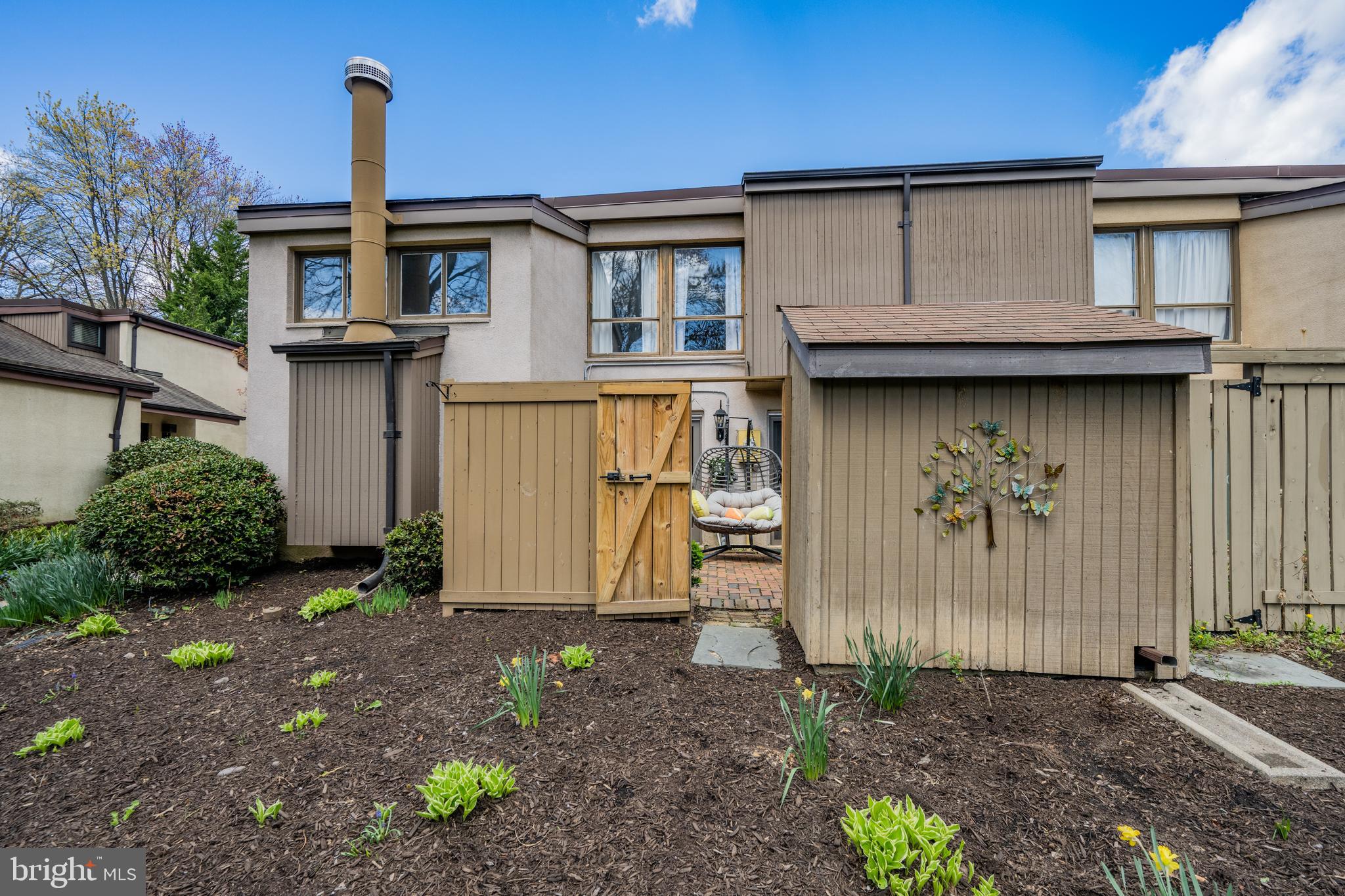 SIERRA VILLAS - Residential