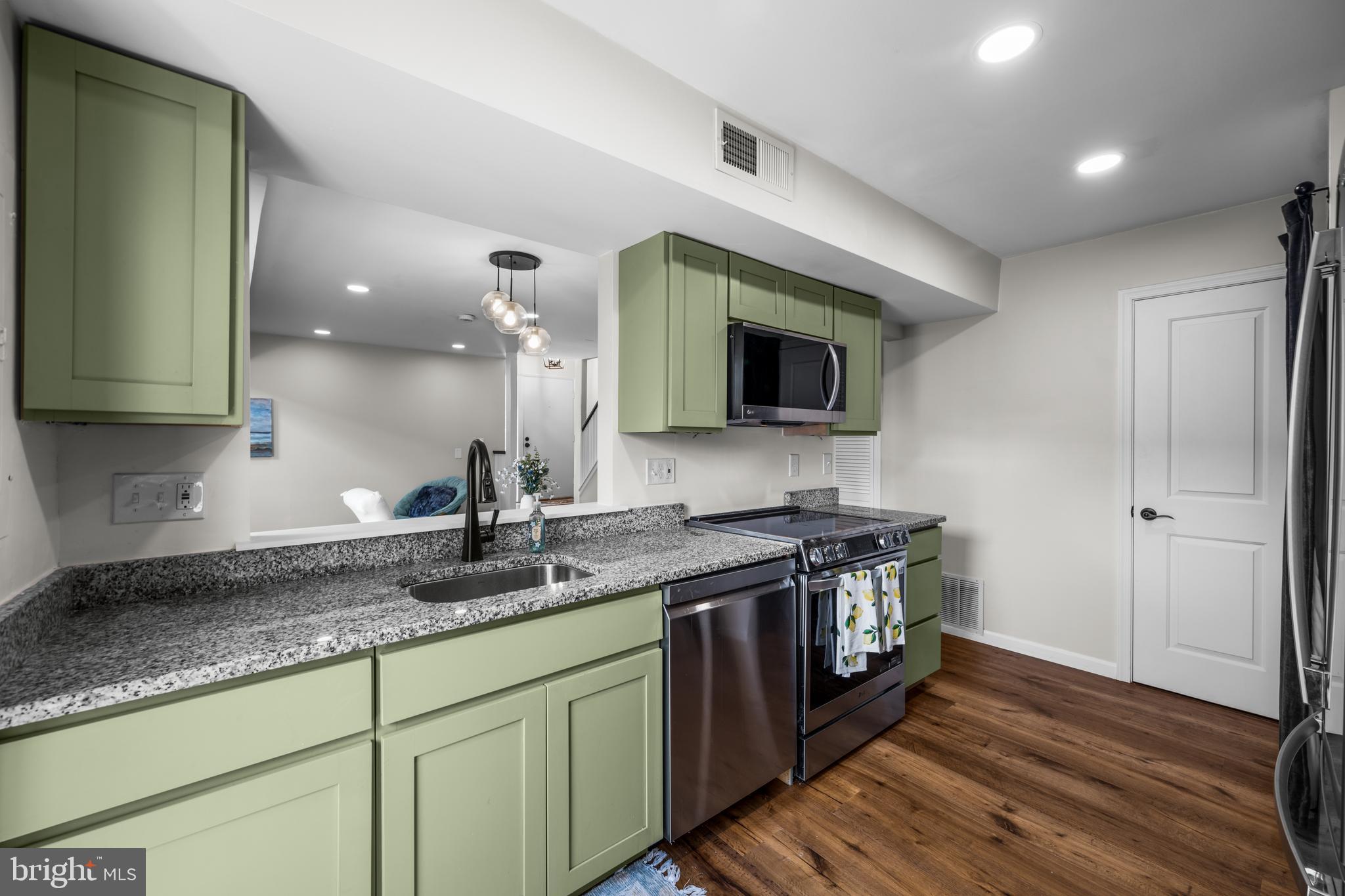 SIERRA VILLAS - Residential