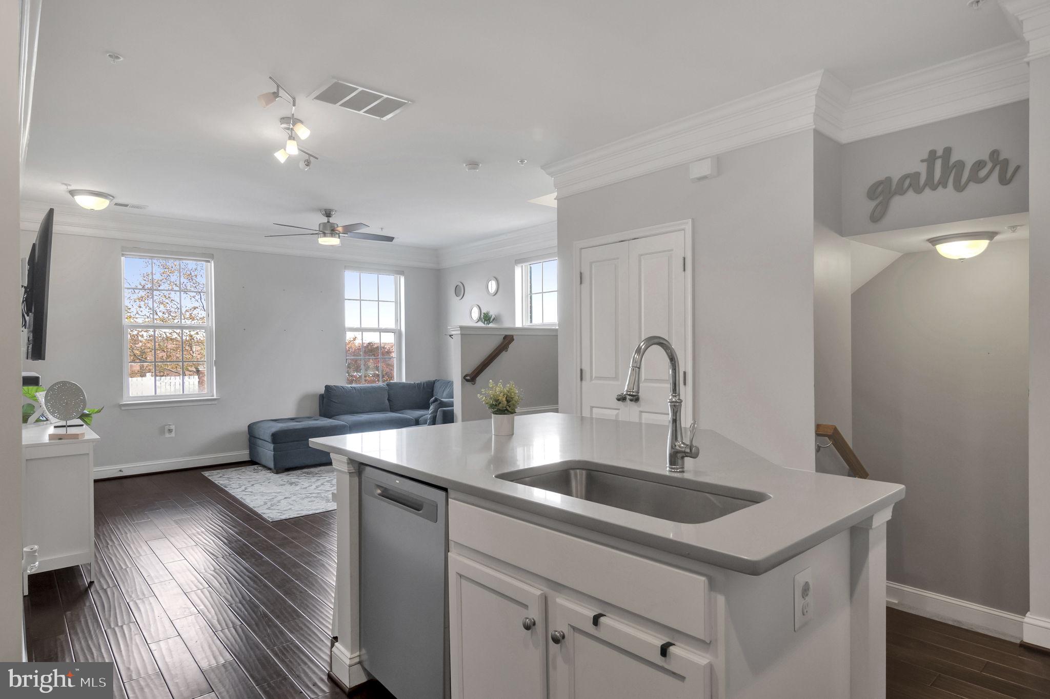 STONEY RUN - Residential Lease