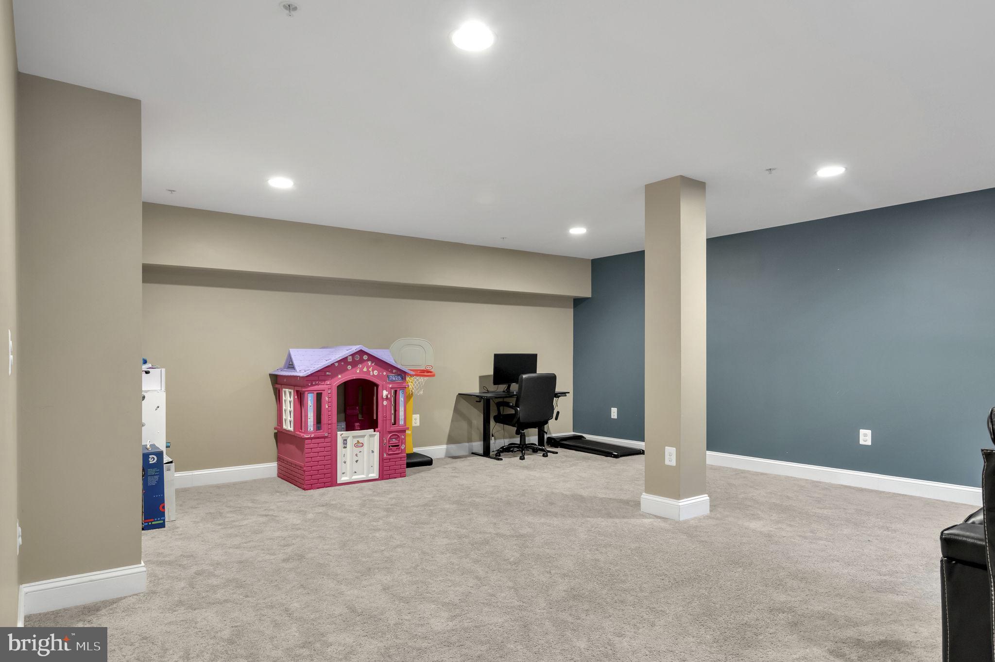 STONEY RUN - Residential Lease