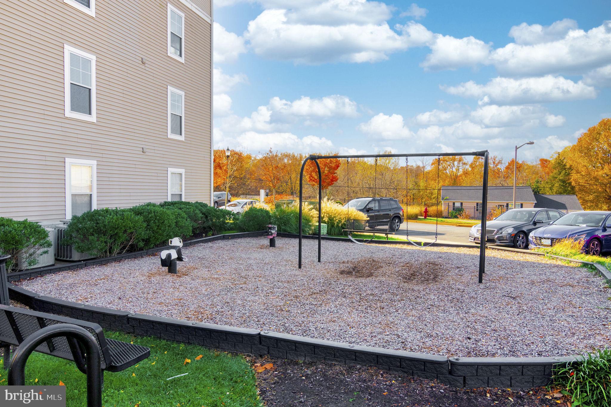 STONEY RUN - Residential Lease