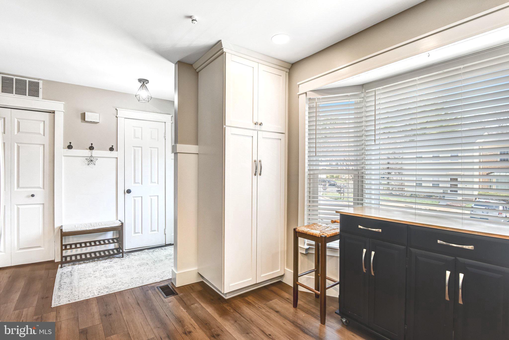 10326 MOCKINGBIRD POND COURT