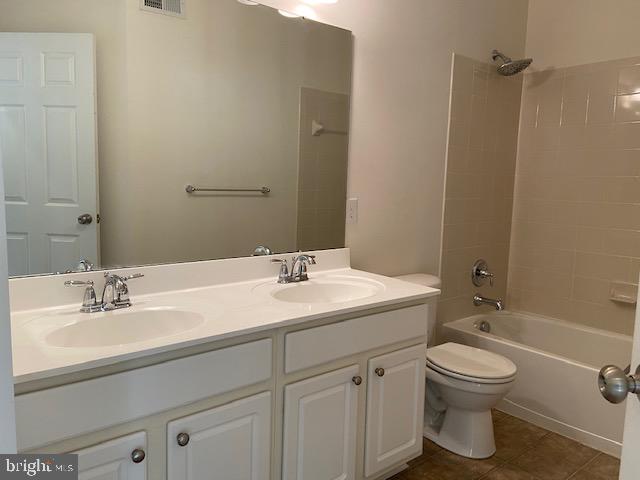 RICHFIELD STATION VILLAGE - Residential Lease