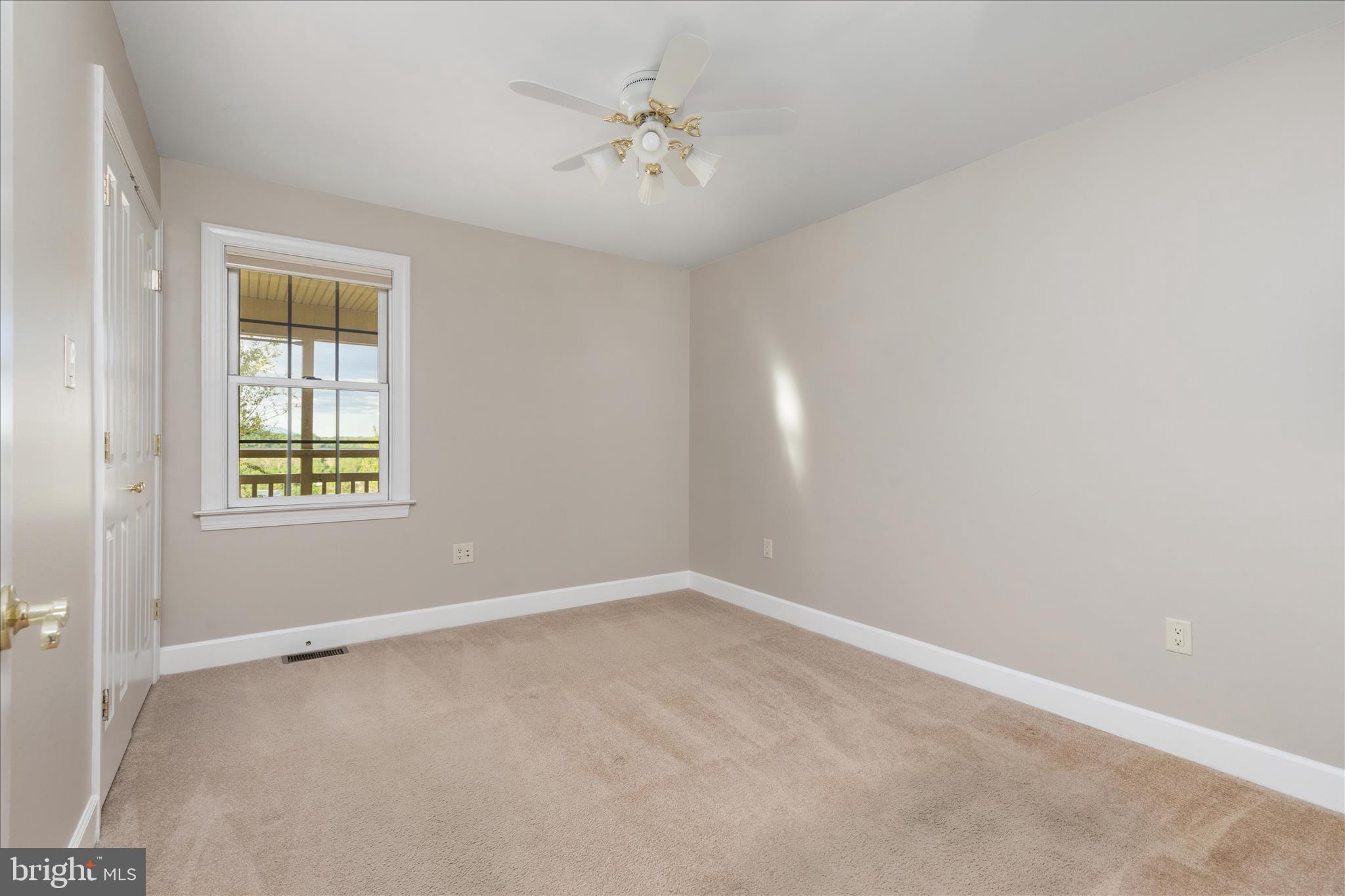 STONY POINTE - Residential