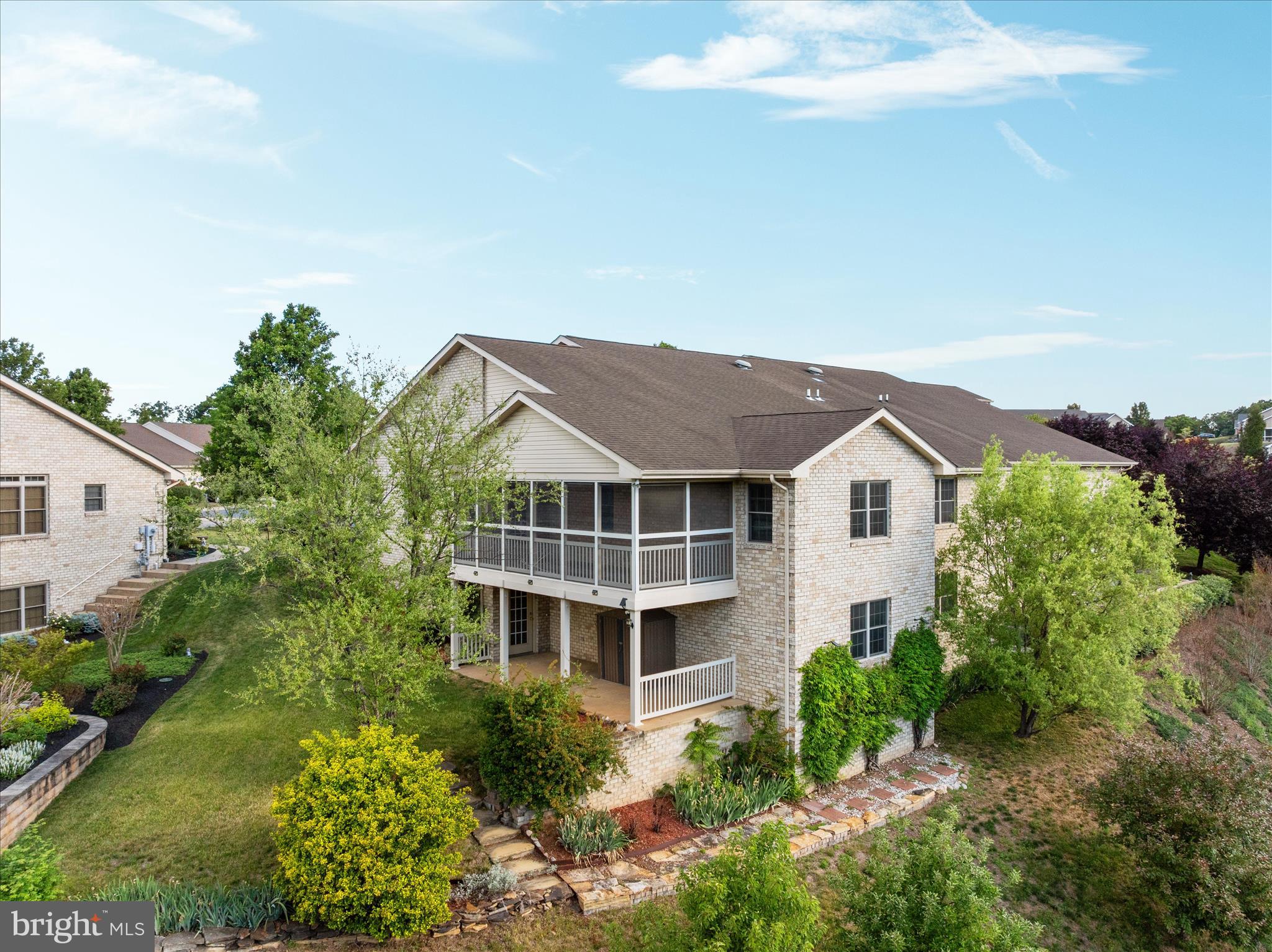 STONY POINTE - Residential