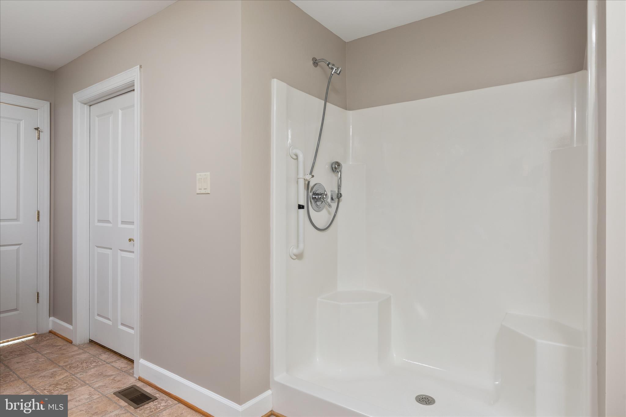 STONY POINTE - Residential