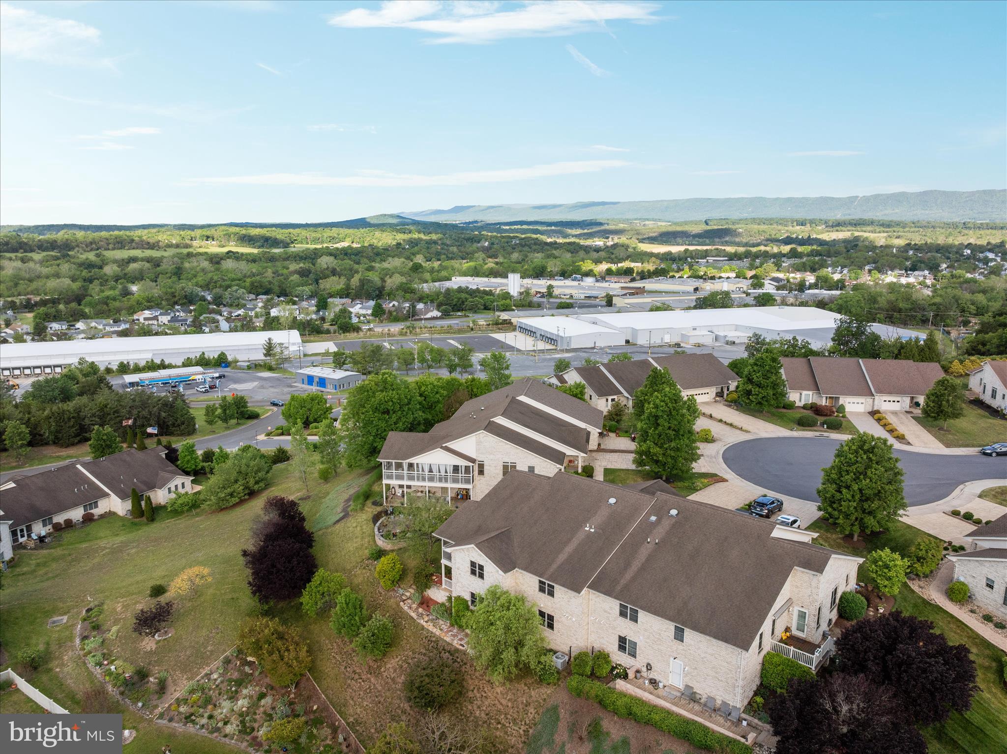 STONY POINTE - Residential