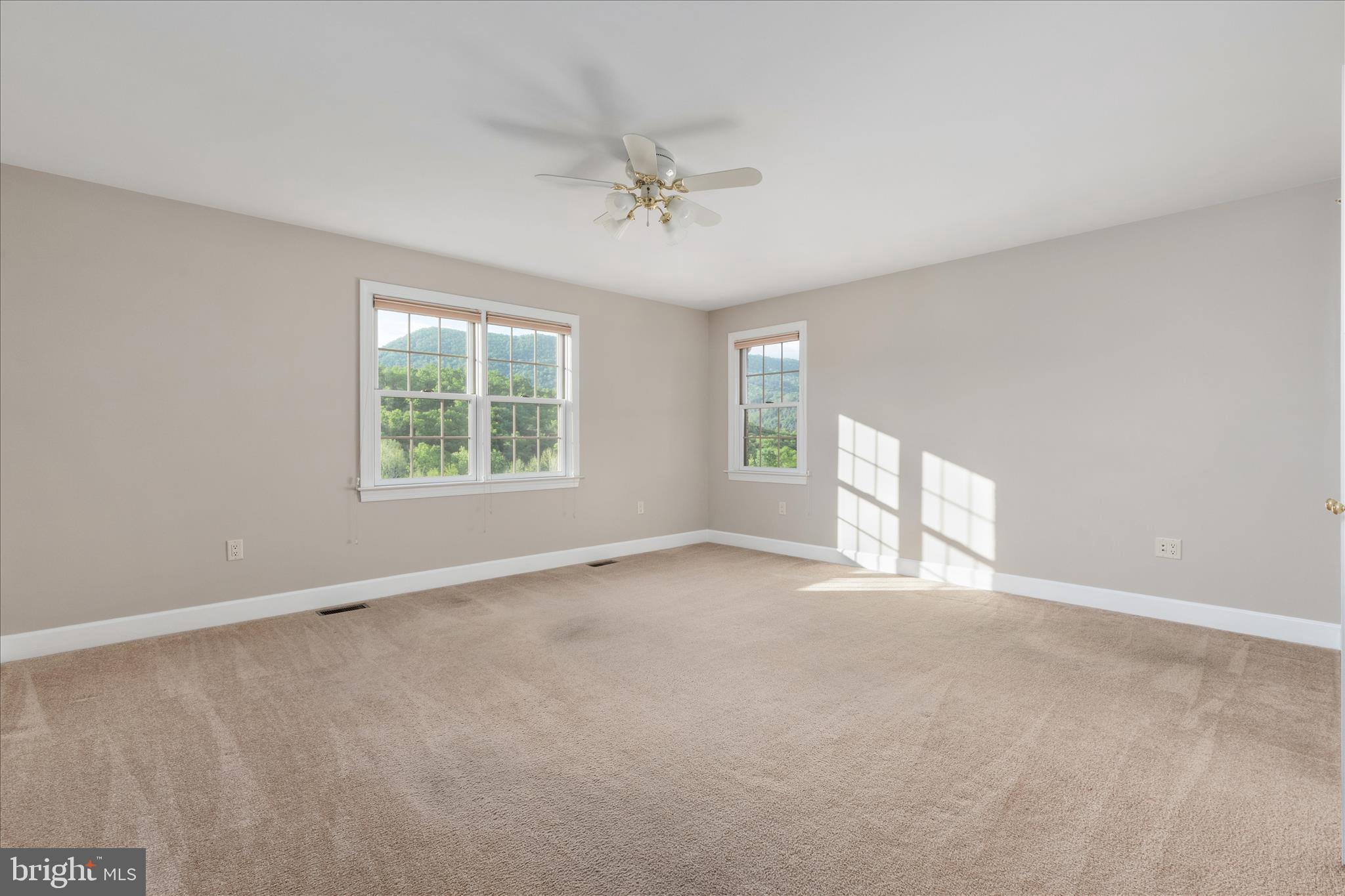 STONY POINTE - Residential