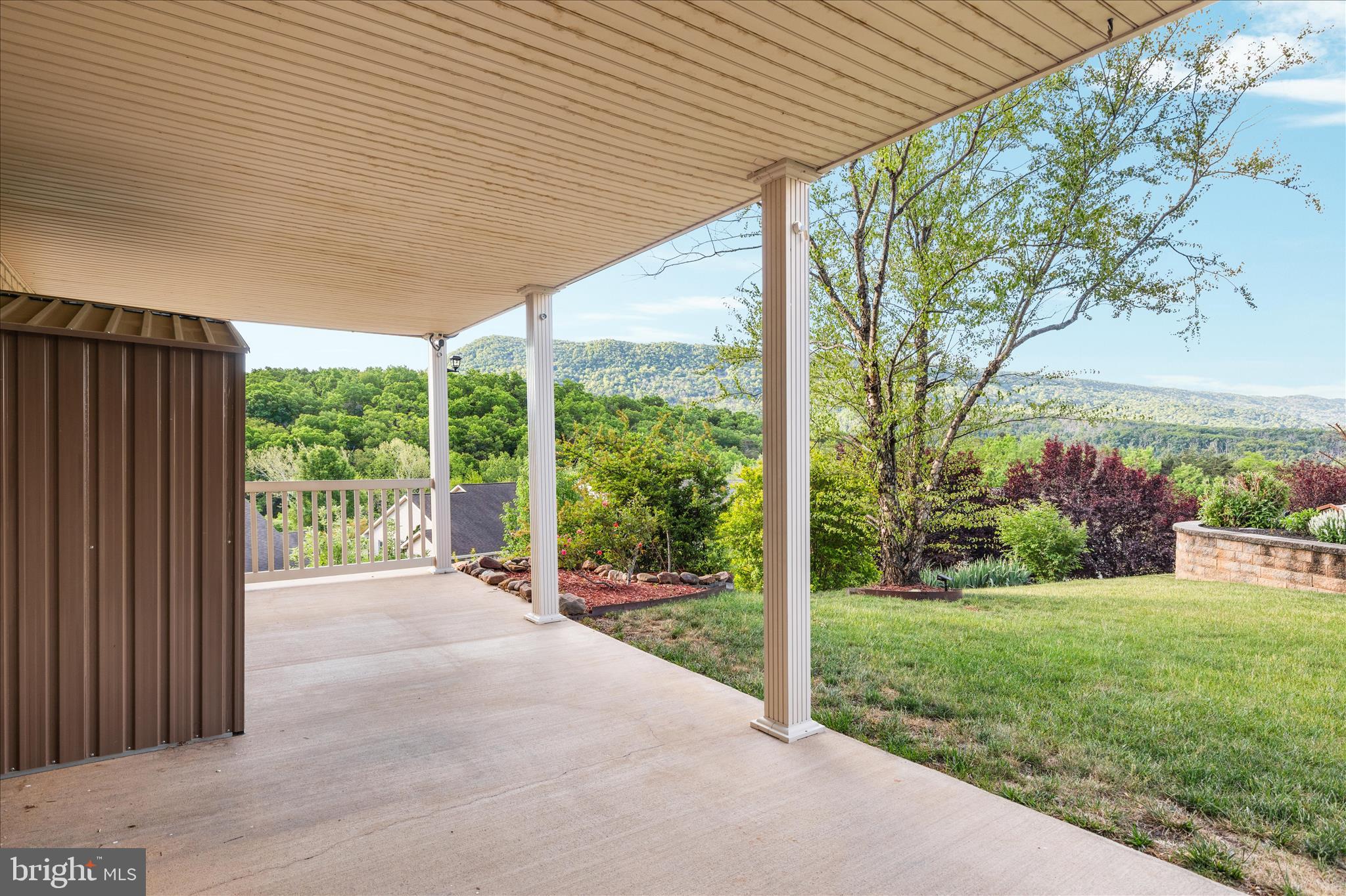STONY POINTE - Residential