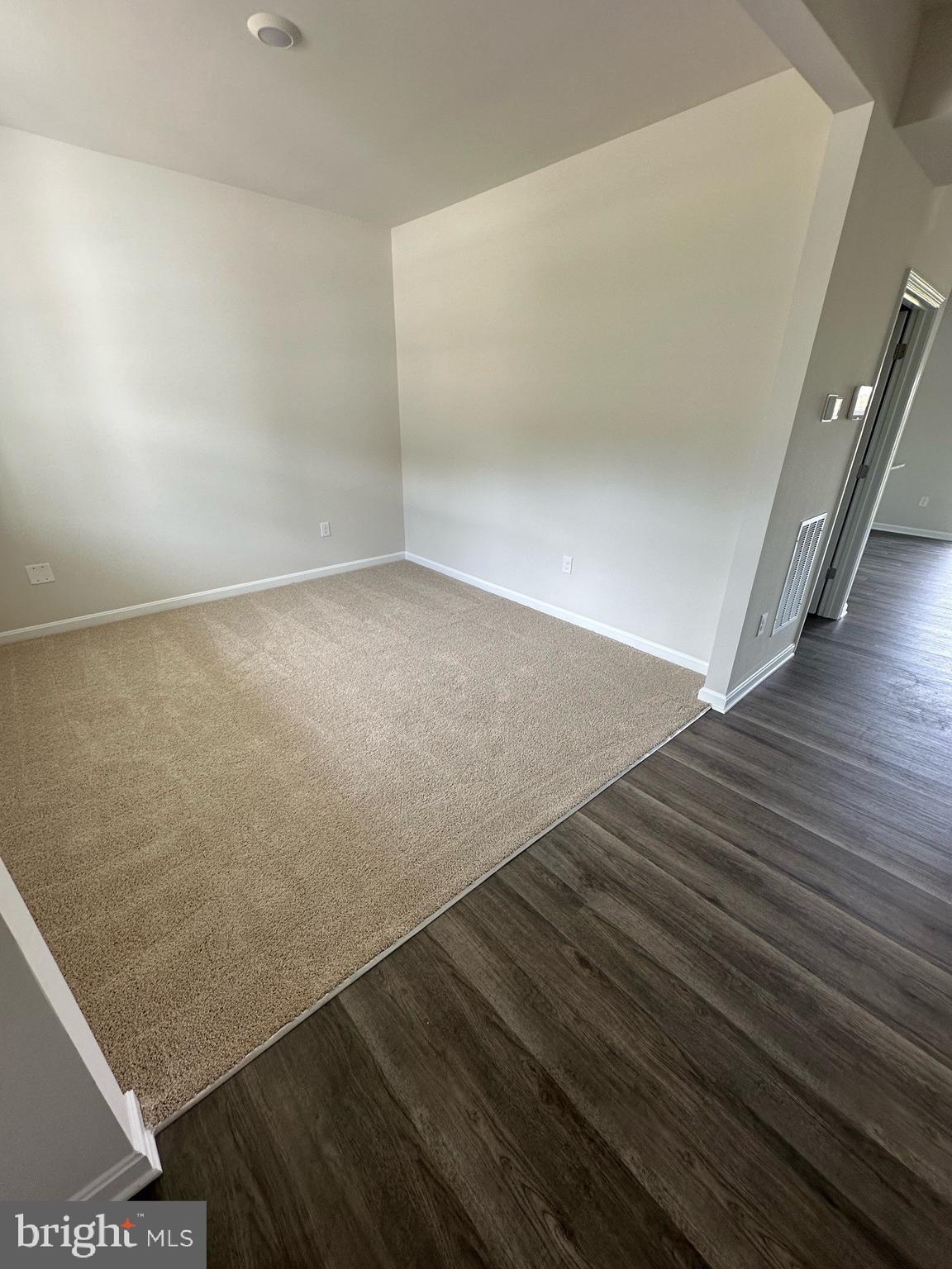 TOLLHOUSE WOODS - Residential