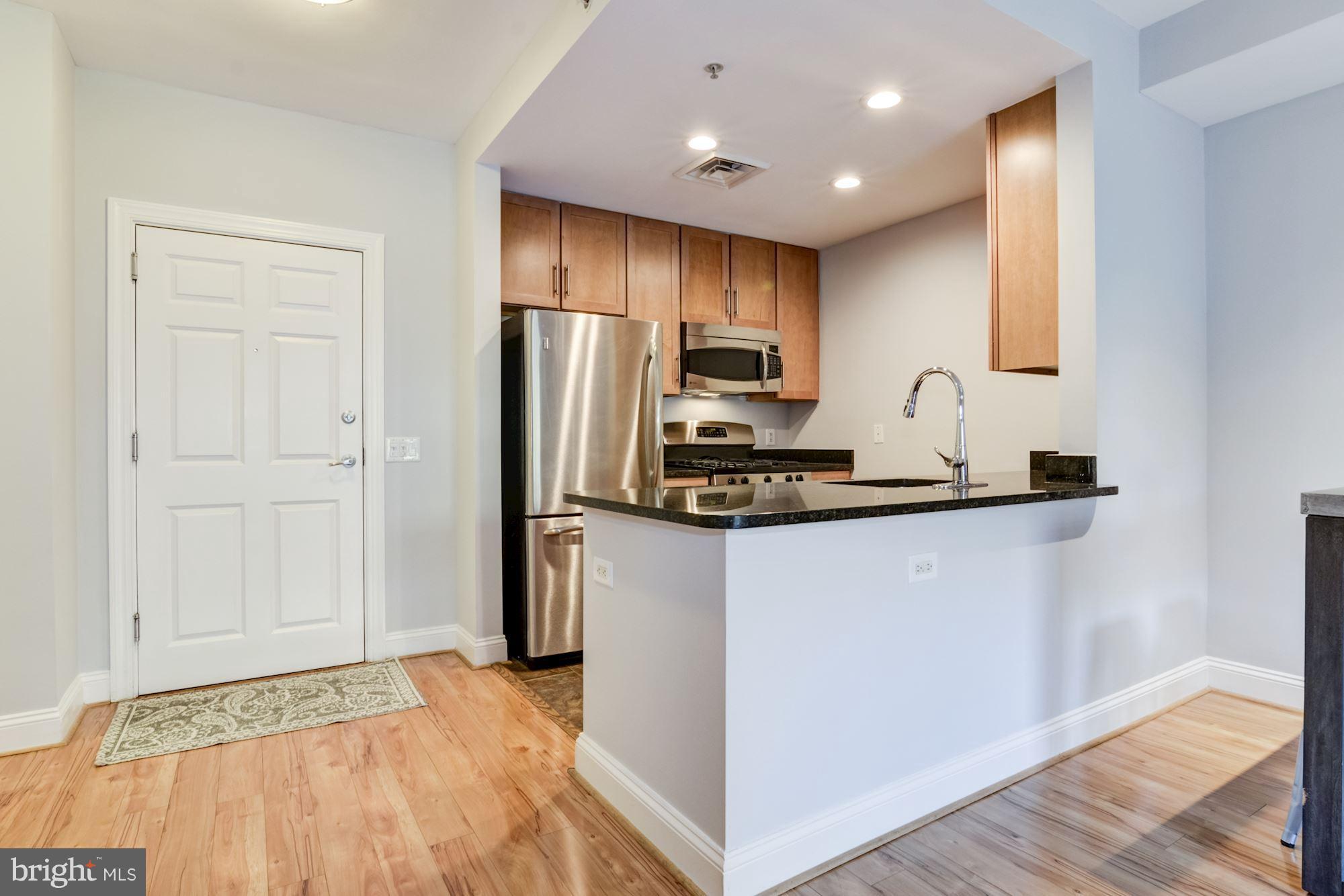 THE MONARCH - Residential