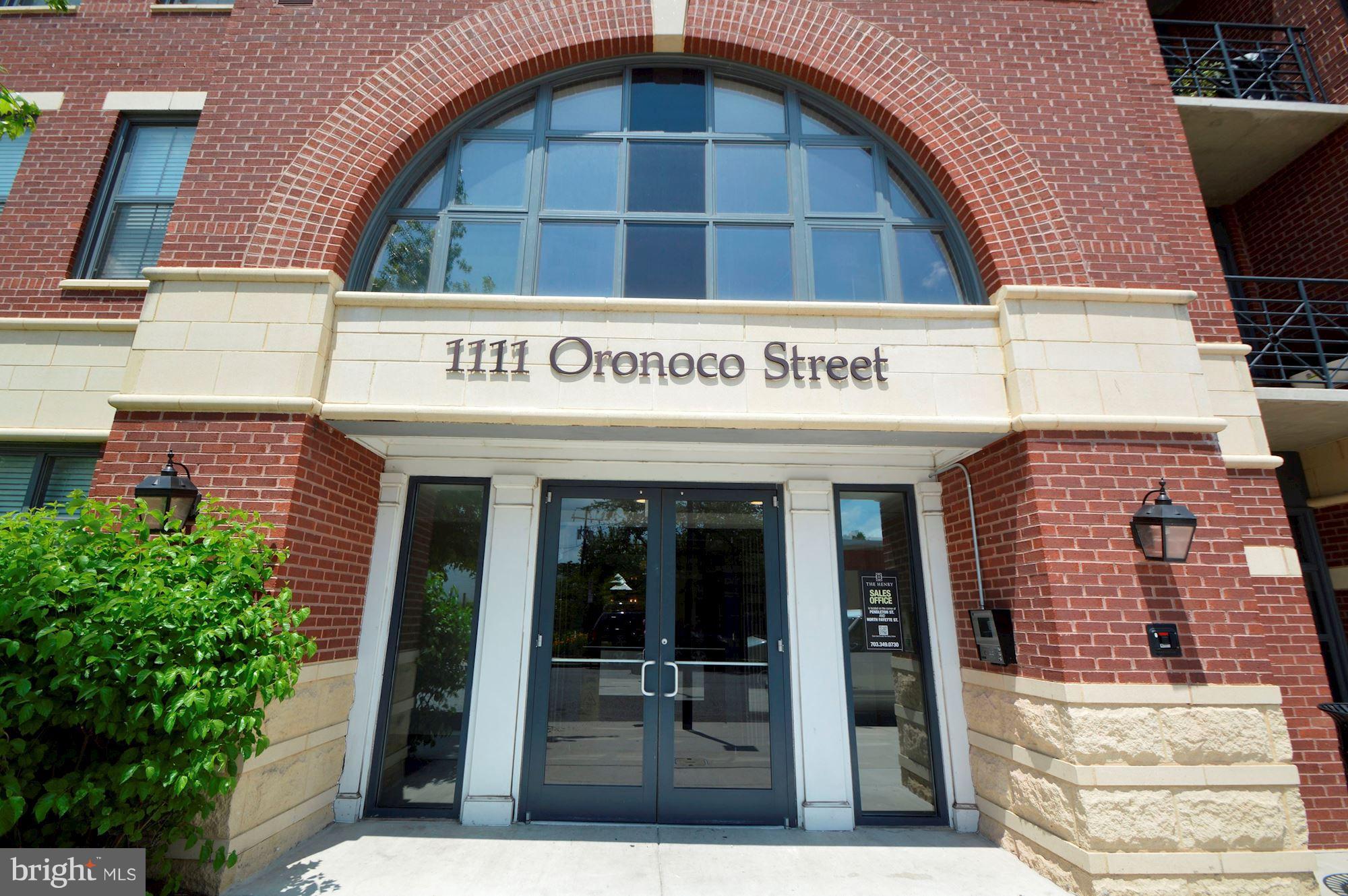 THE MONARCH - Residential