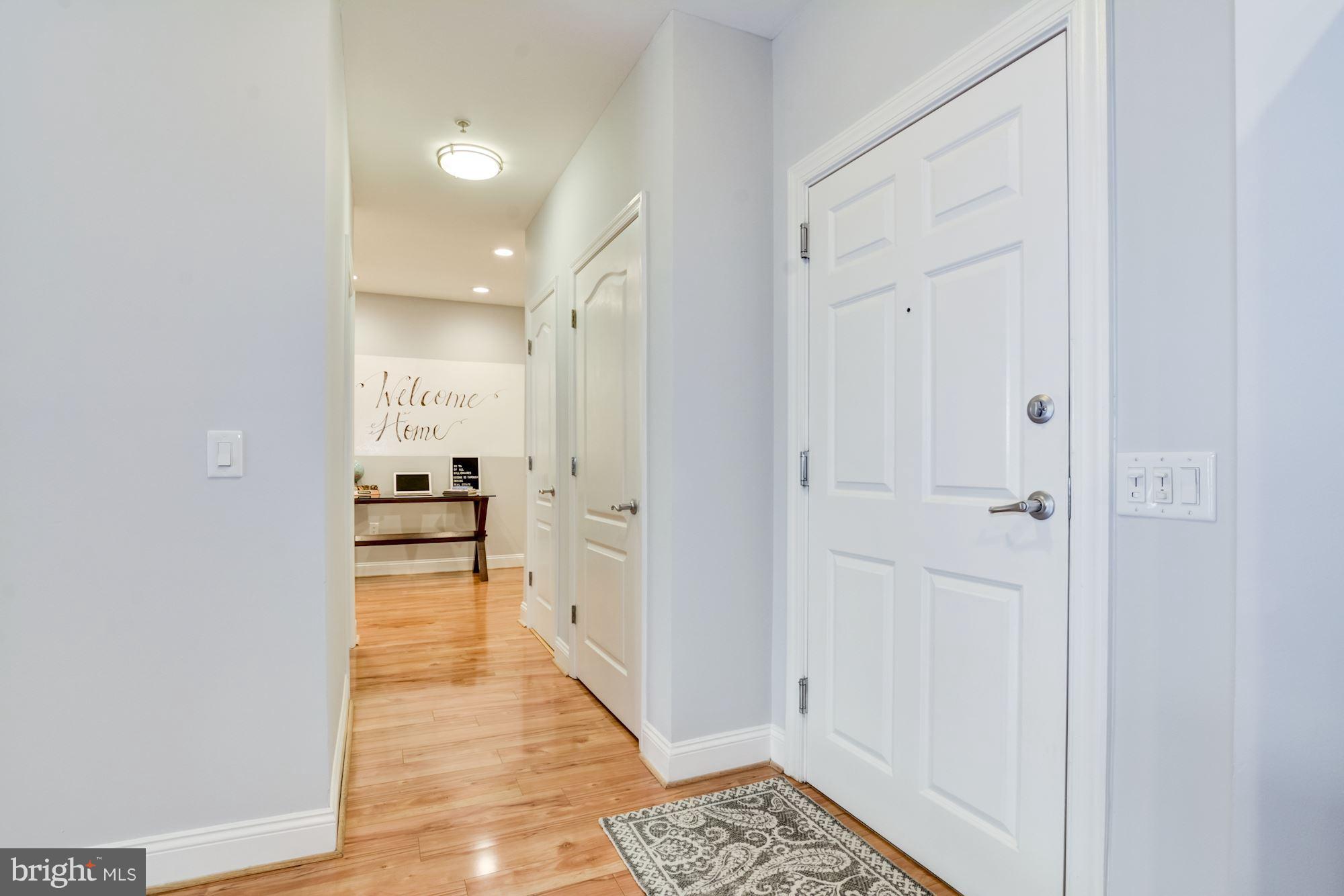 THE MONARCH - Residential