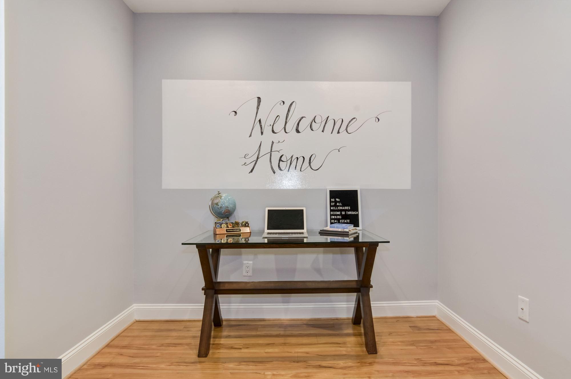 THE MONARCH - Residential