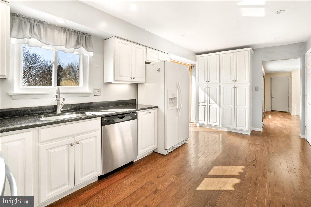 LOCH HAVEN - Residential