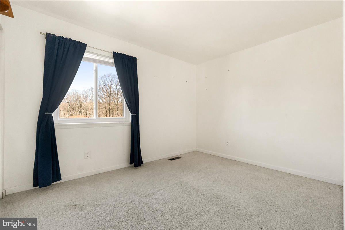 LOCH HAVEN - Residential