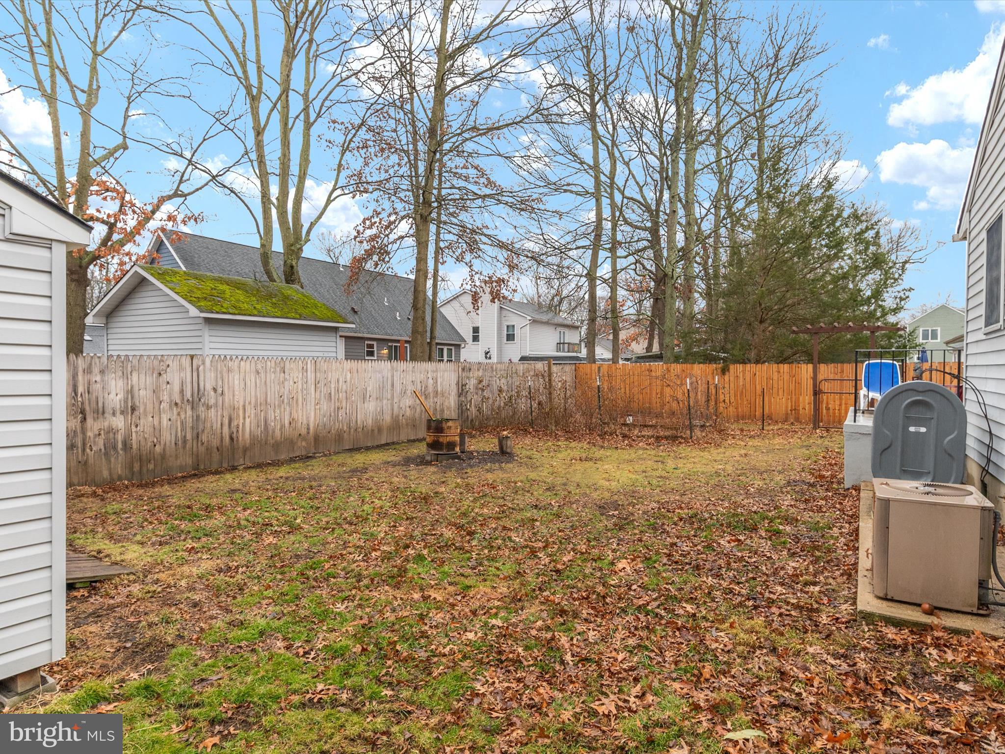 AVALON SHORES - Residential