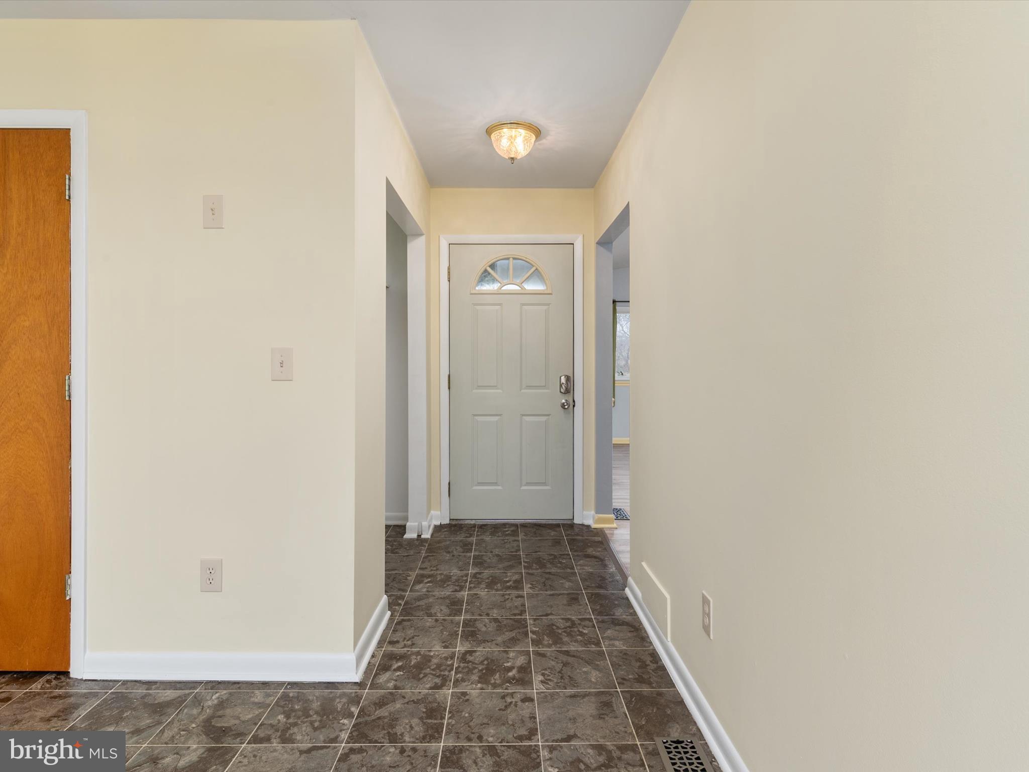 AVALON SHORES - Residential