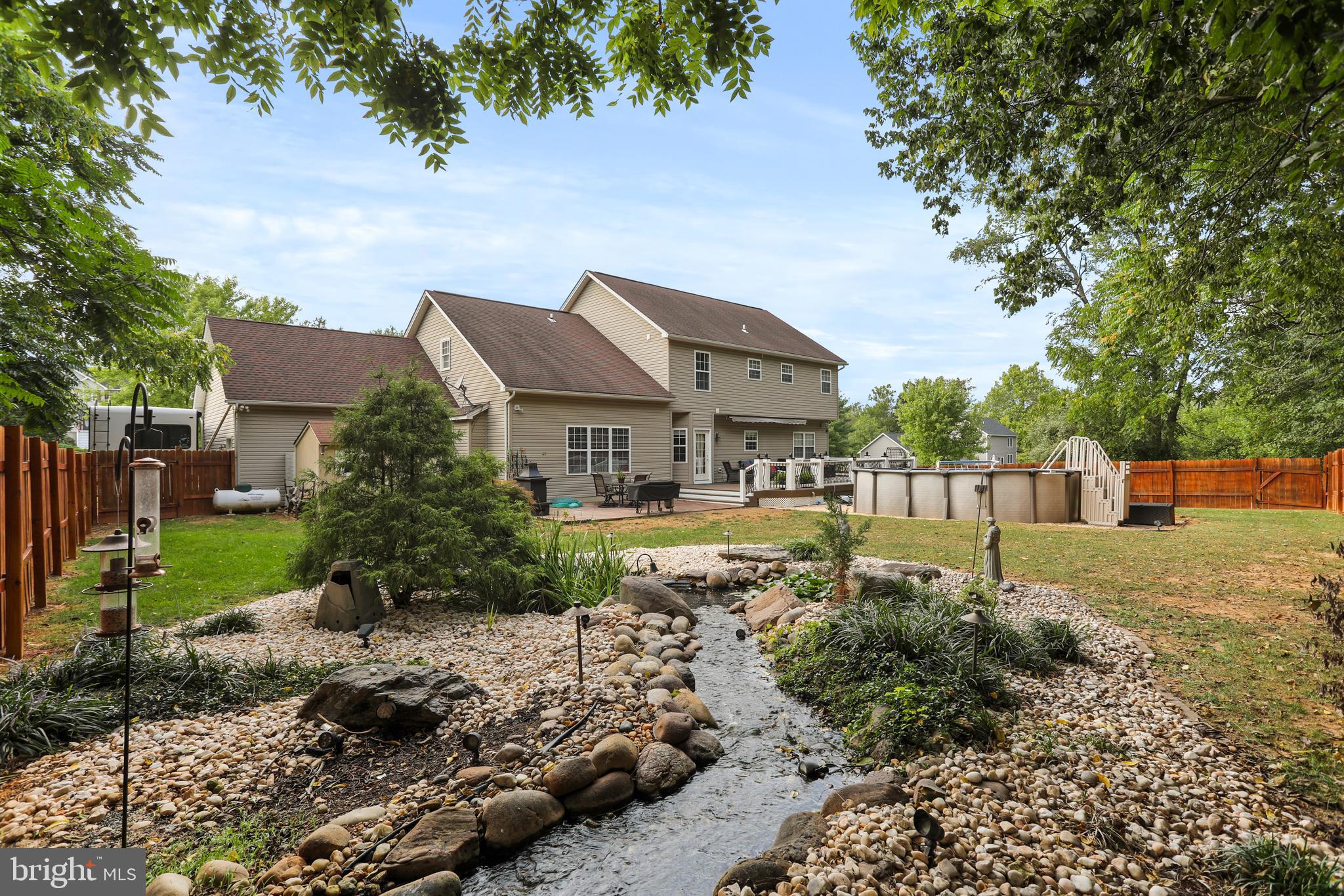 WALKER MANOR - Residential