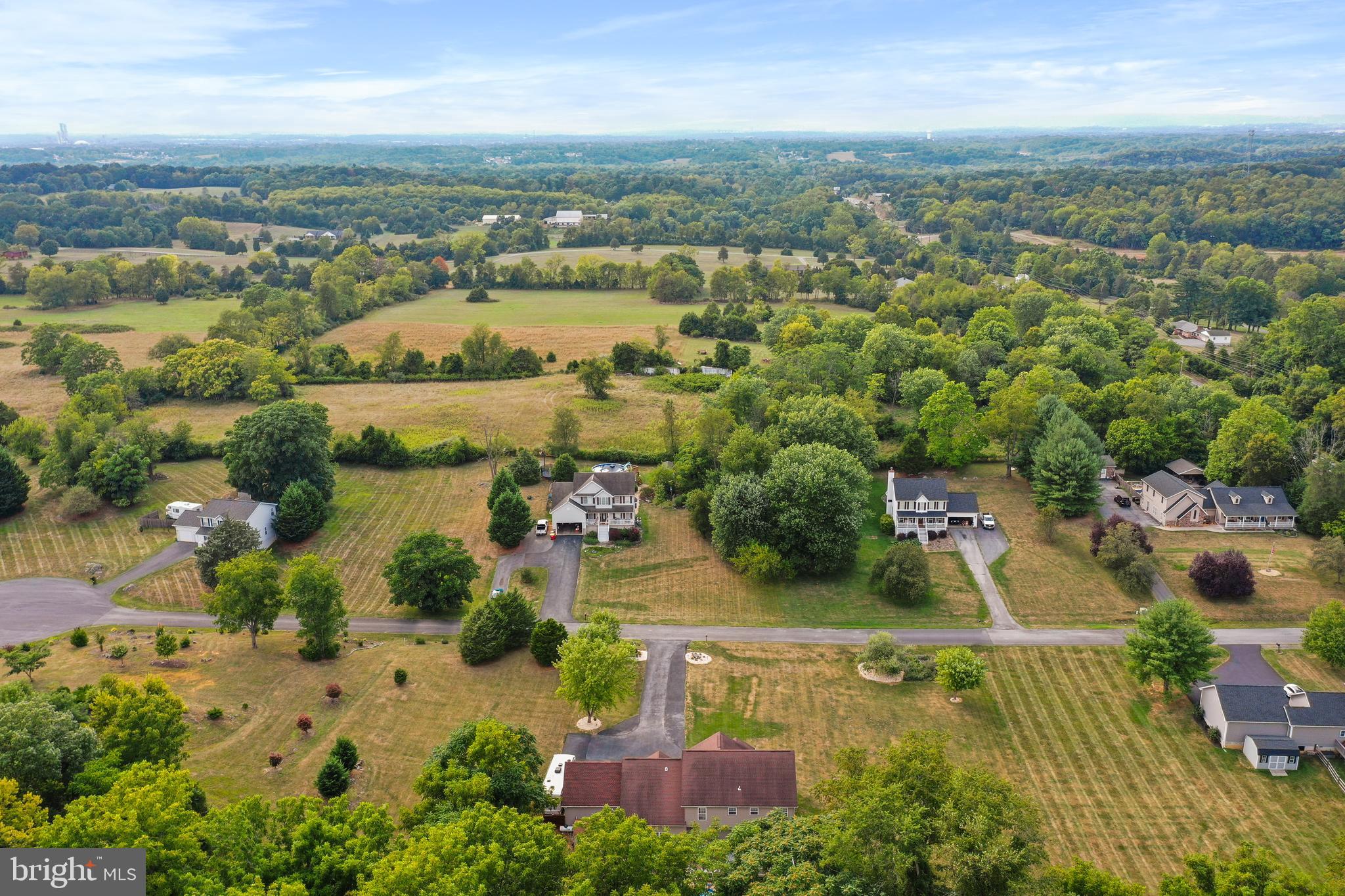 WALKER MANOR - Residential