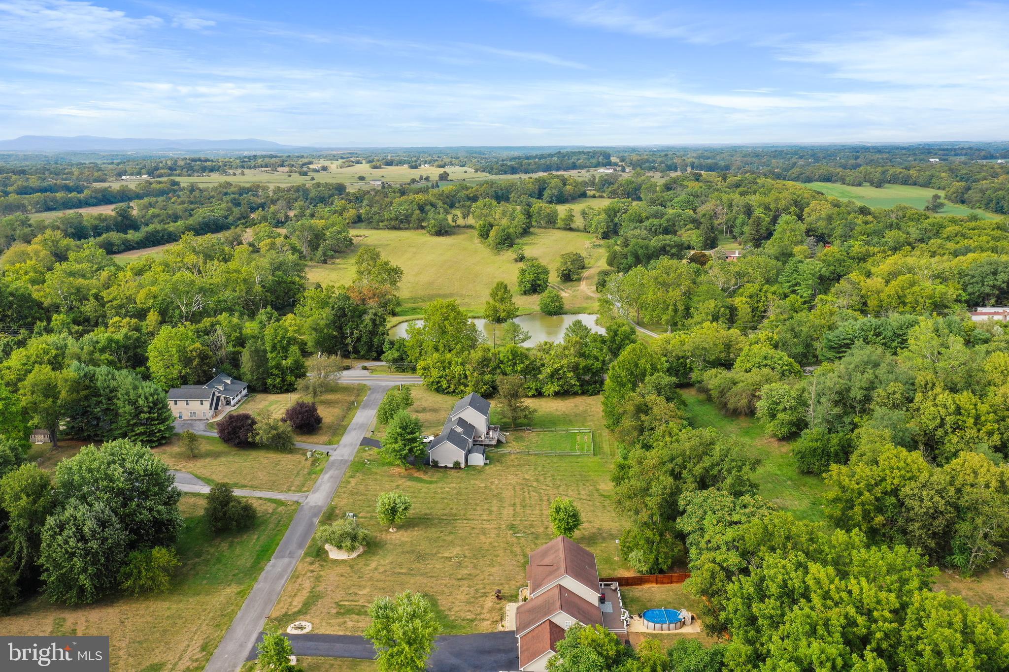 WALKER MANOR - Residential