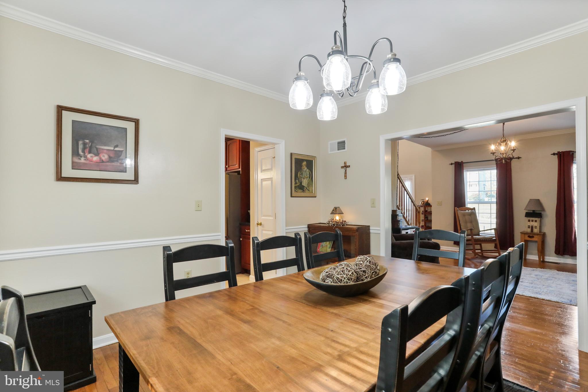 WALKER MANOR - Residential