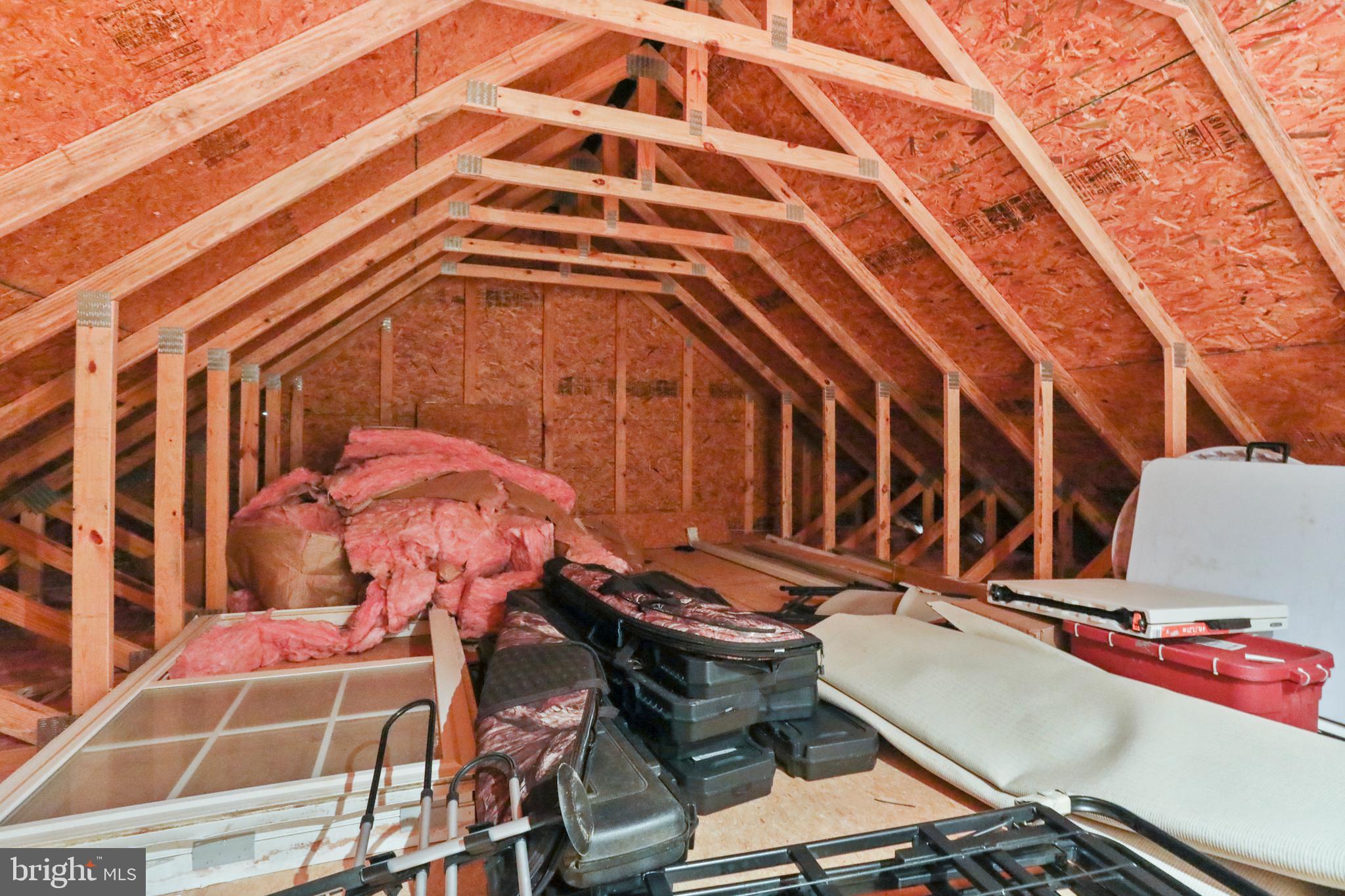 WALKER MANOR - Residential