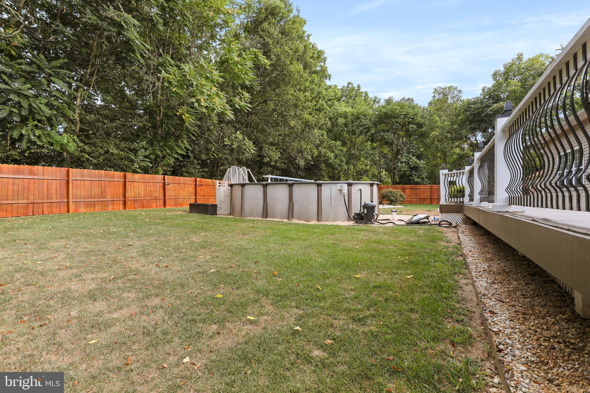 WALKER MANOR - Residential