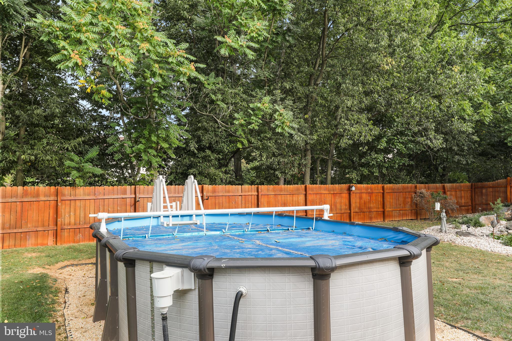 WALKER MANOR - Residential