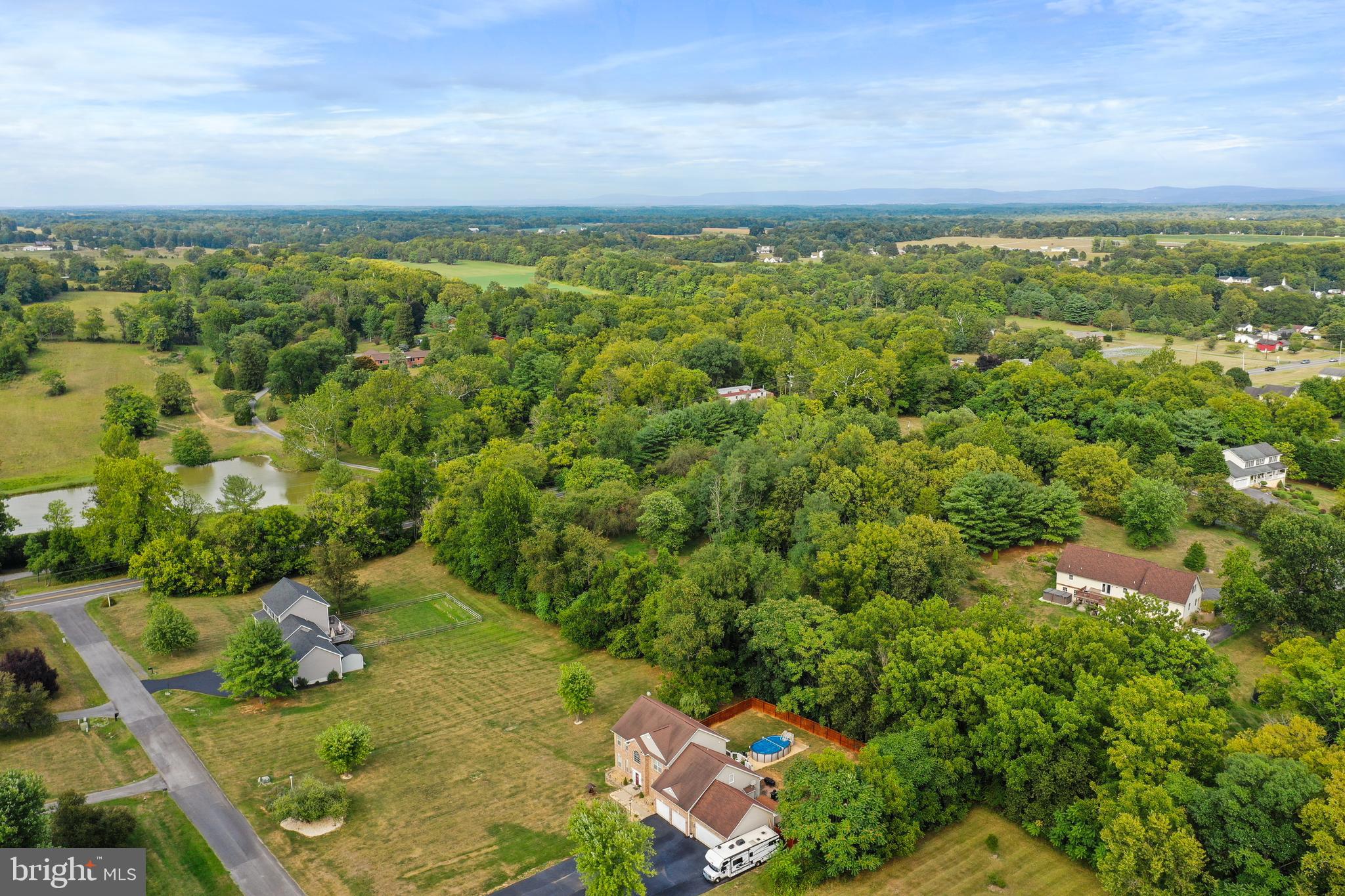 WALKER MANOR - Residential