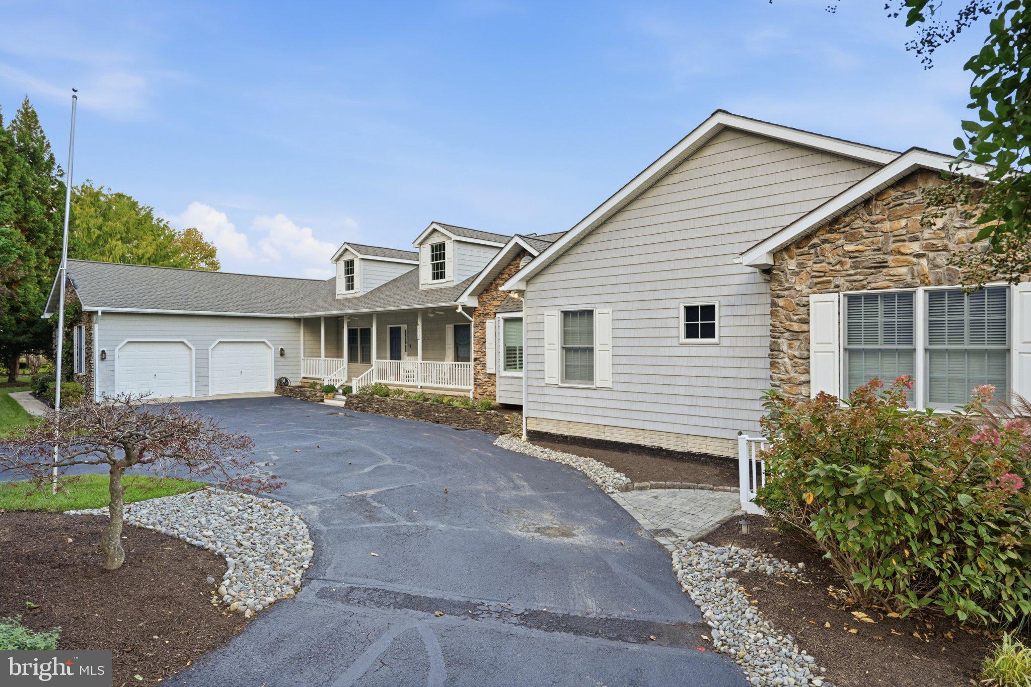 1016 BRADFORD LANE