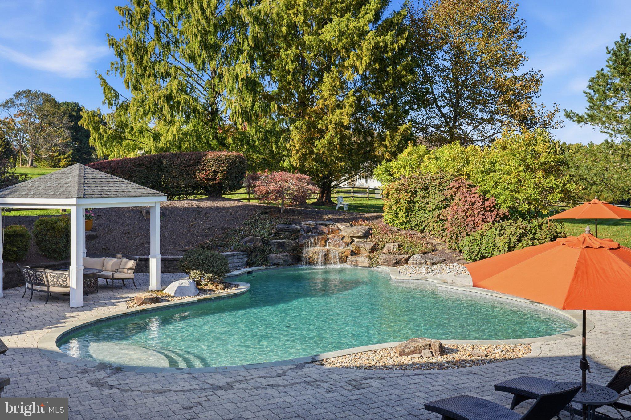 1016 BRADFORD LANE