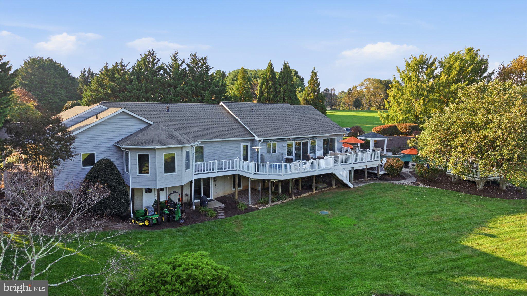 1016 BRADFORD LANE