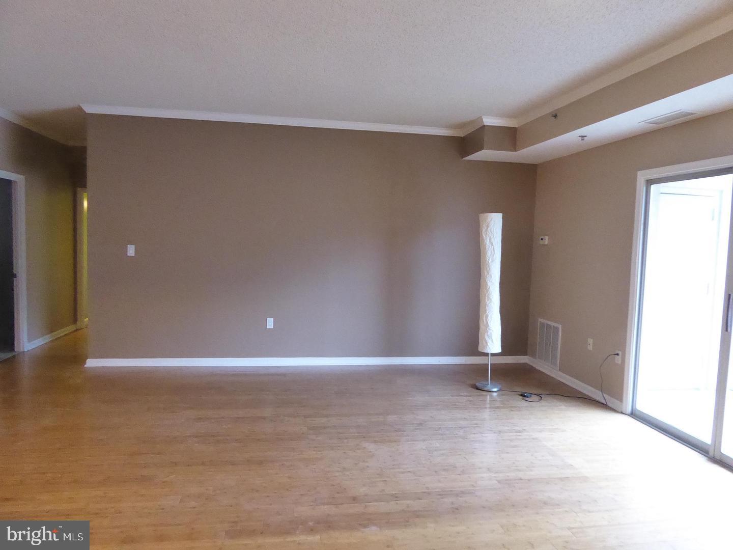 BELLA VISTA CONDOMINIUM - Residential Lease