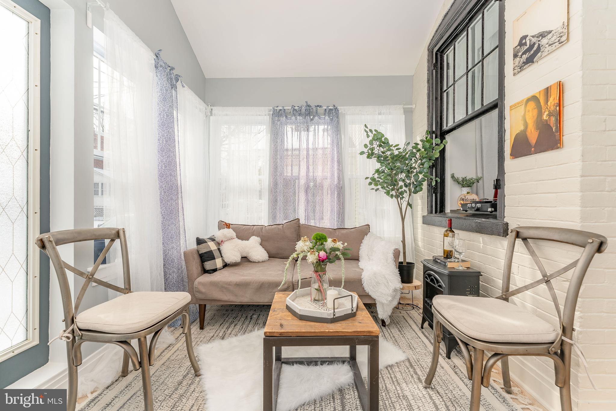 BRYN MAWR - Residential