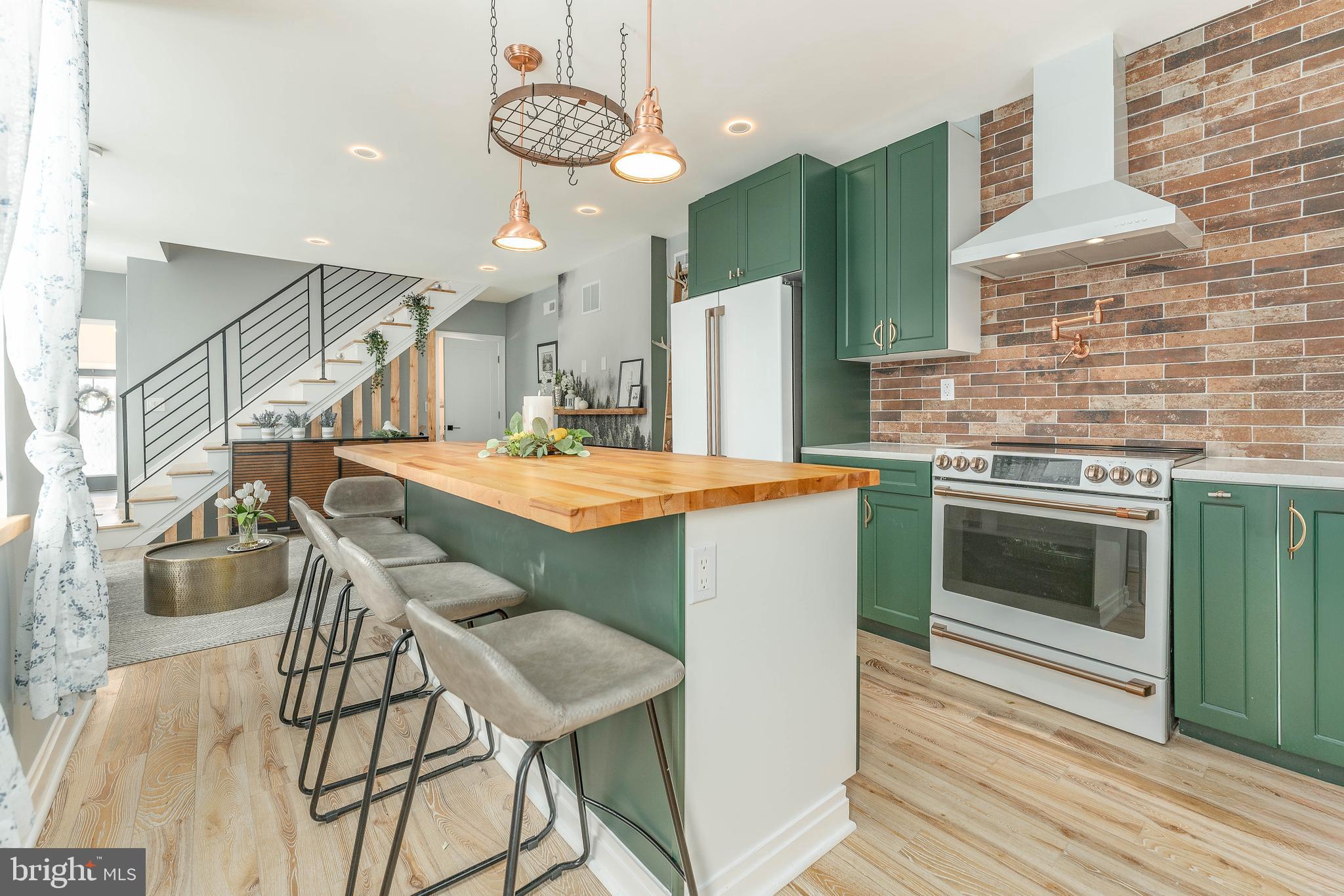 BRYN MAWR - Residential