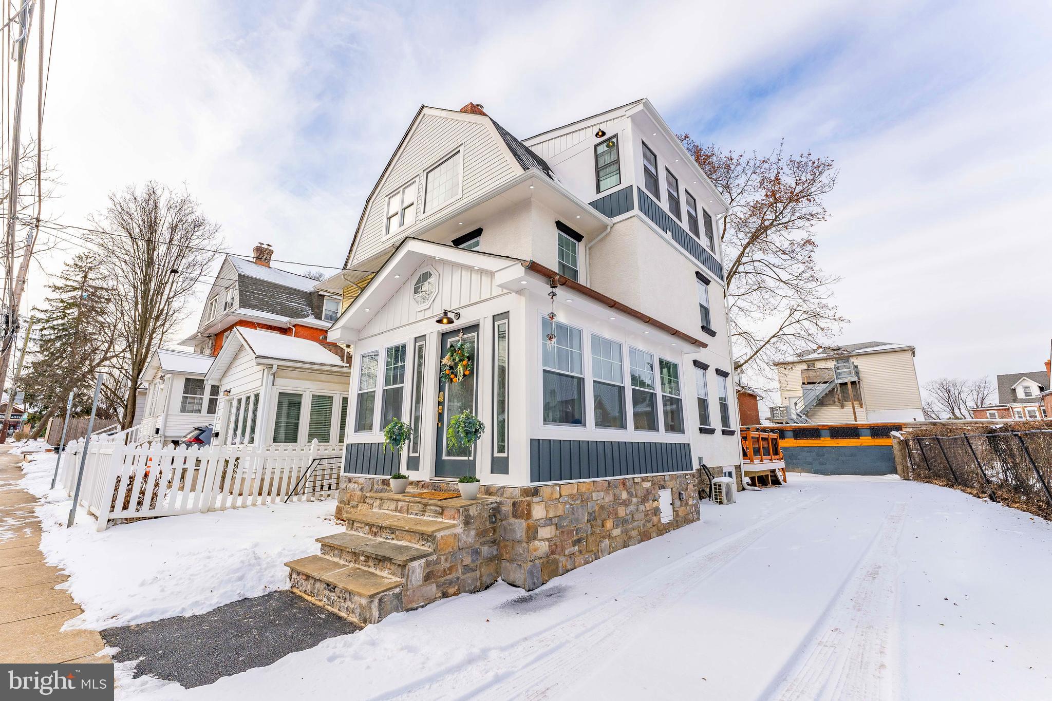 BRYN MAWR - Residential