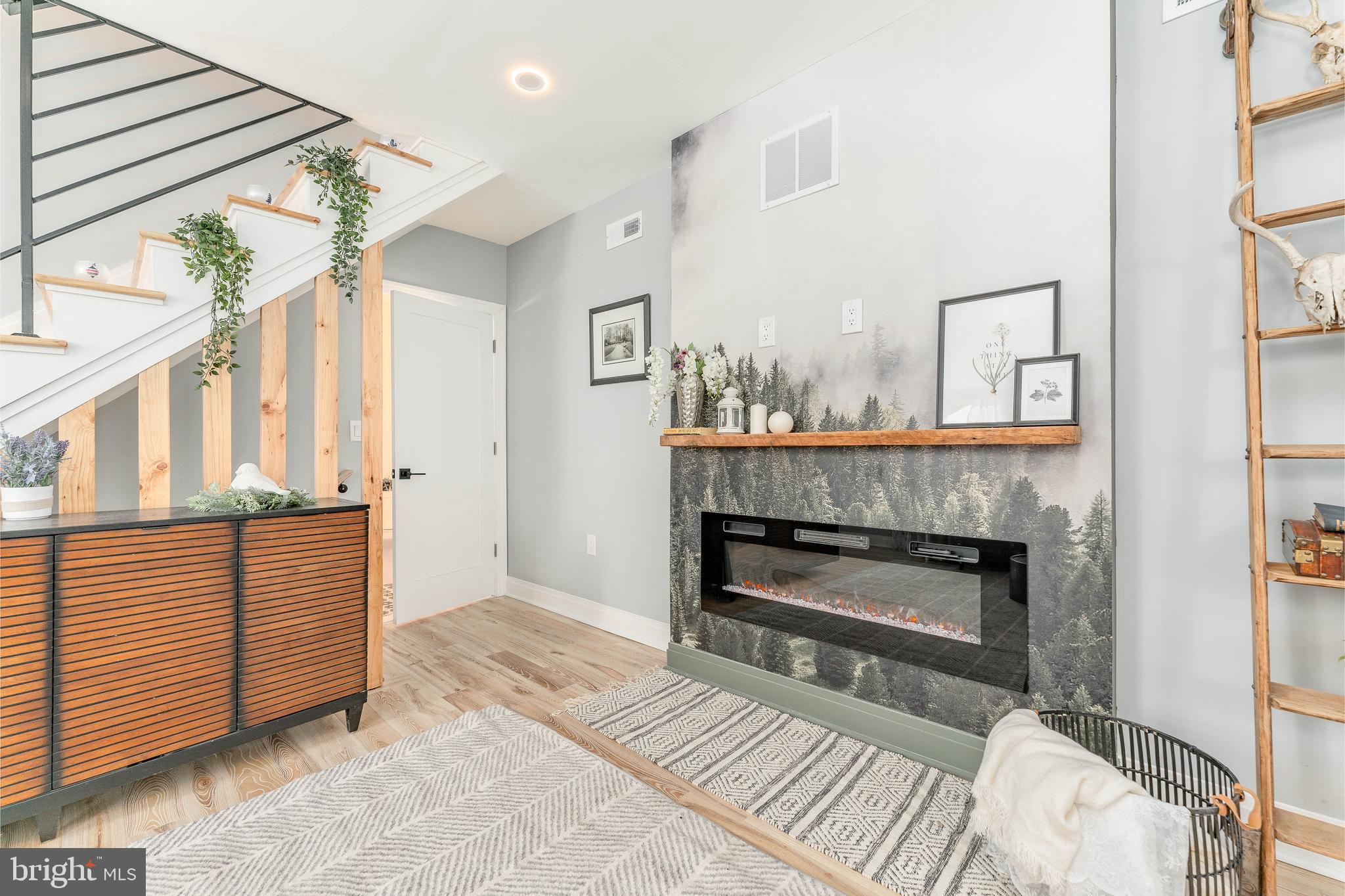 BRYN MAWR - Residential