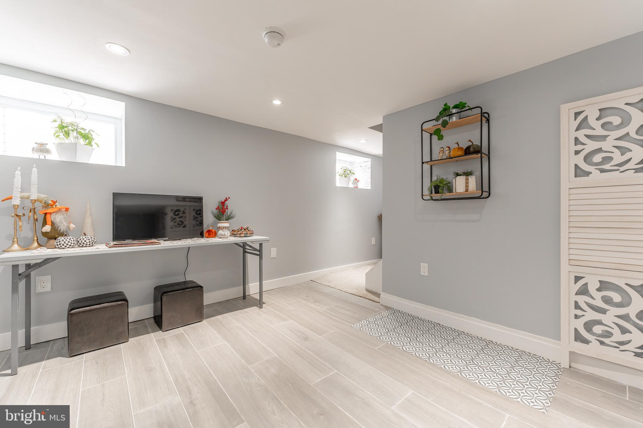 BRYN MAWR - Residential