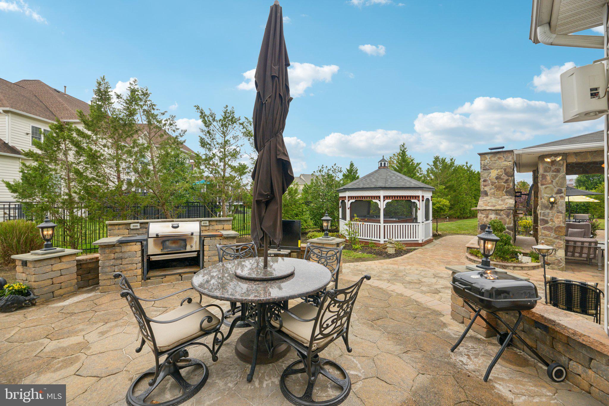 WOODMORE NORTH - Residential