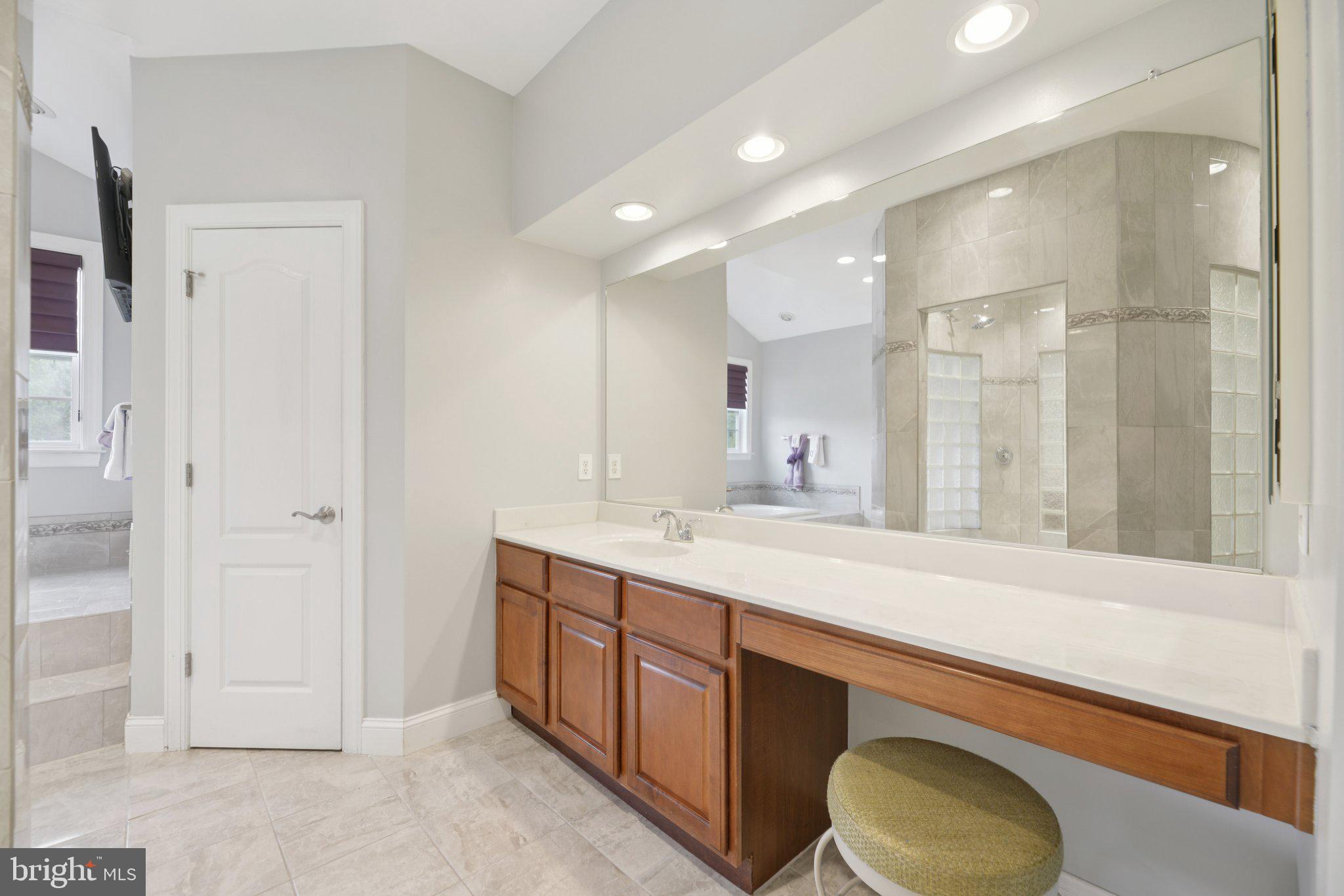 WOODMORE NORTH - Residential