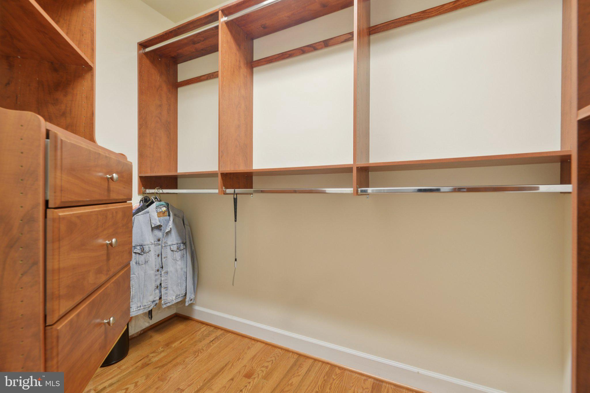 WOODMORE NORTH - Residential