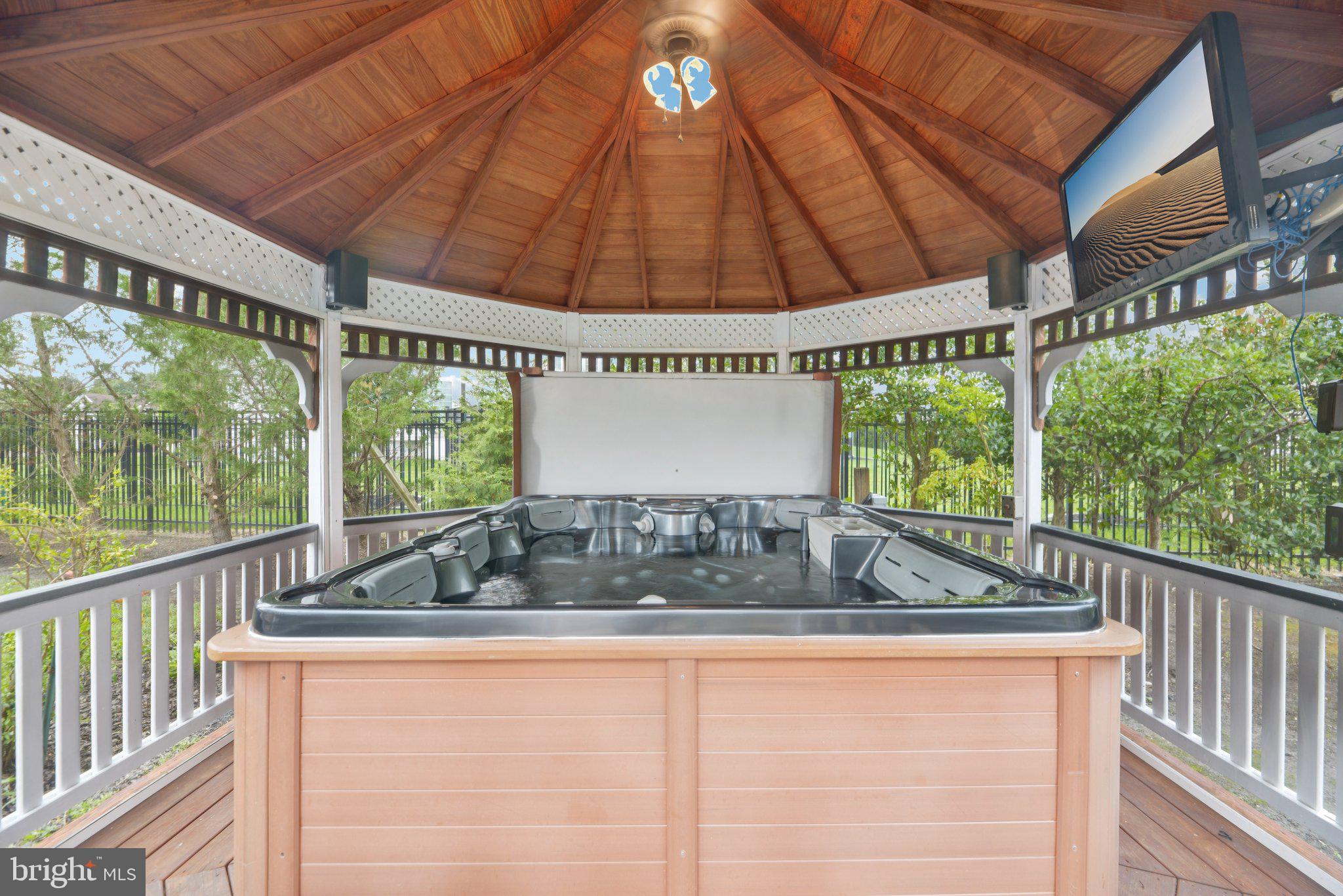 WOODMORE NORTH - Residential